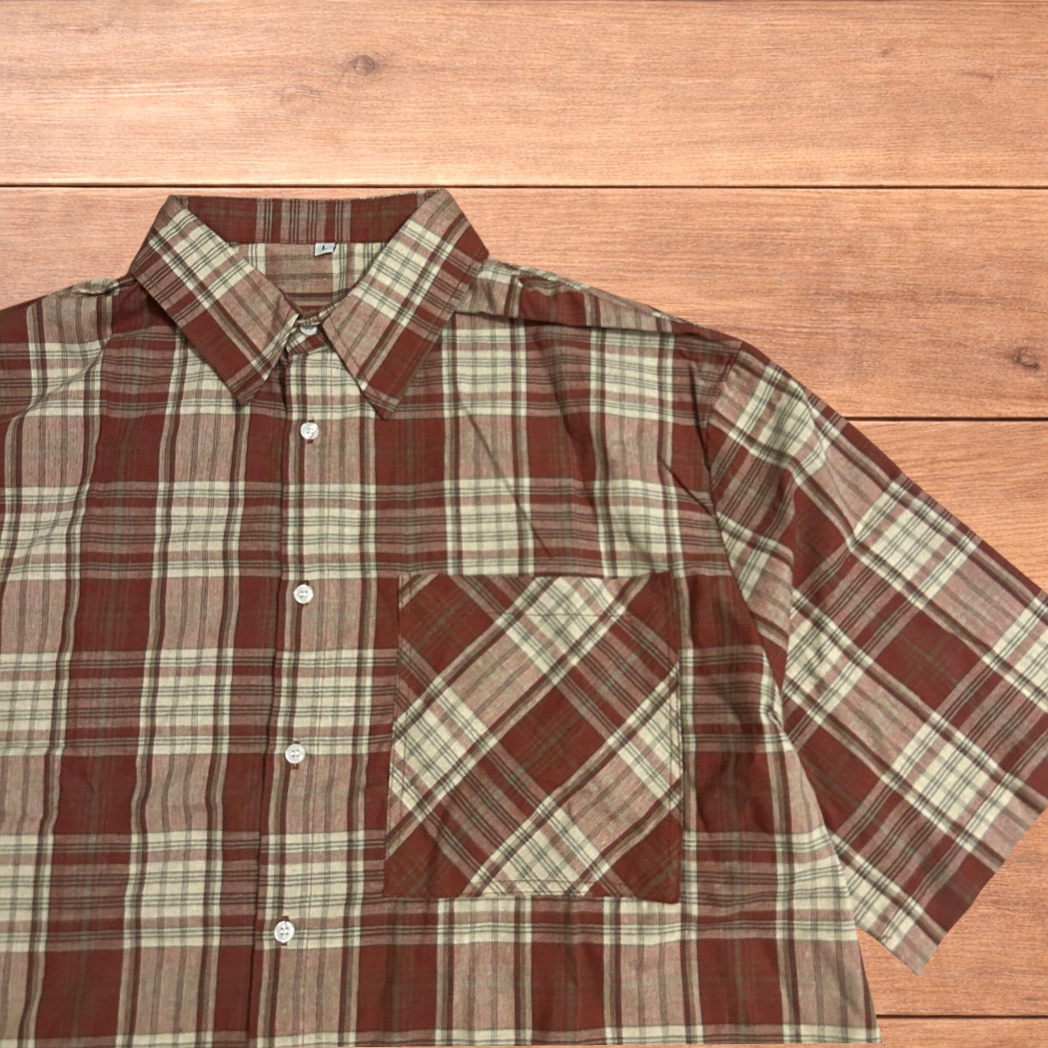 Japanese Brand Checkered cotton short sleeve button up shirt in red/beige. Size US M / EU 48-50 / 2 - 3 Thumbnail