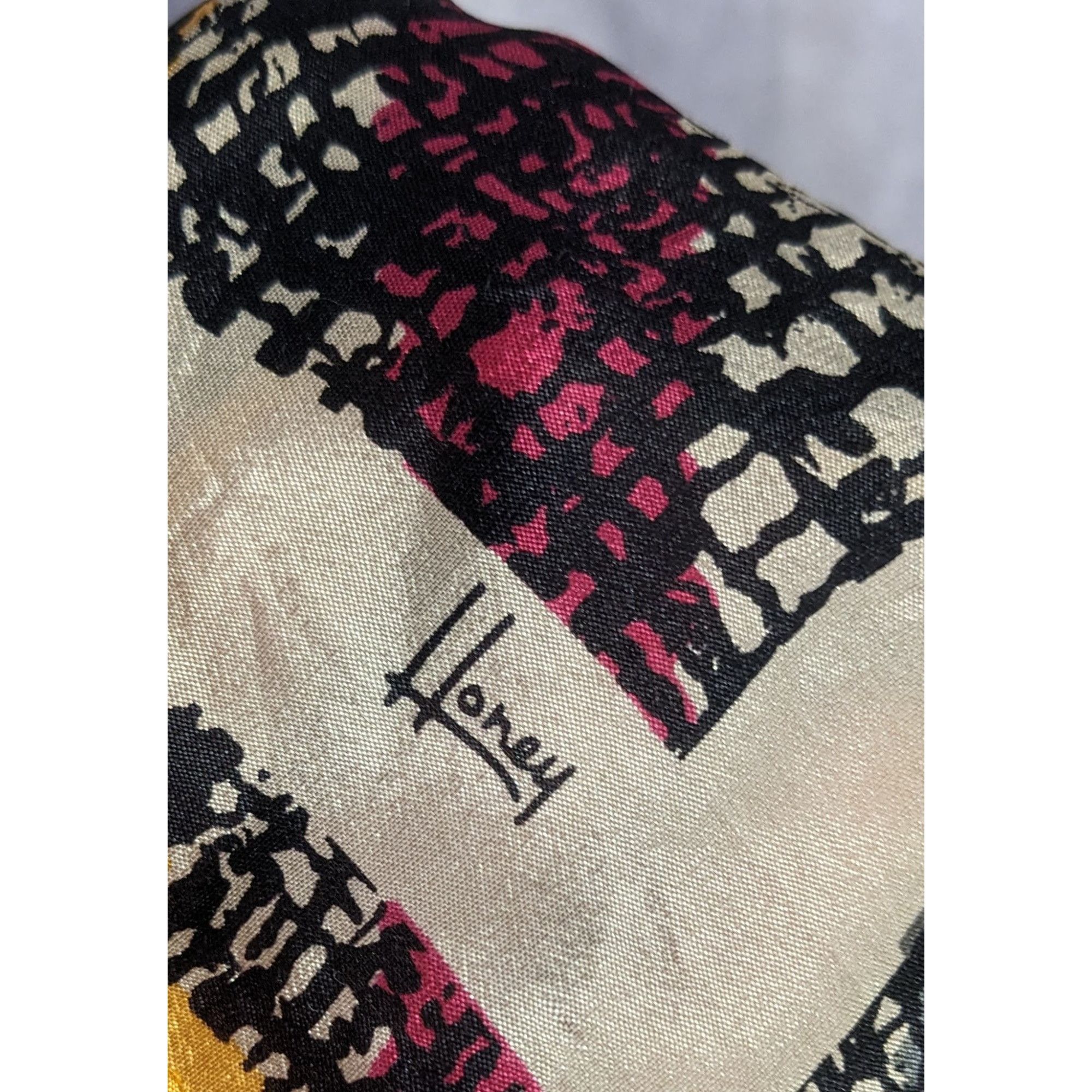 Other Vintage Honey Silk Scarf With Bold Geometric & Floral Print Size ONE SIZE - 6 Thumbnail