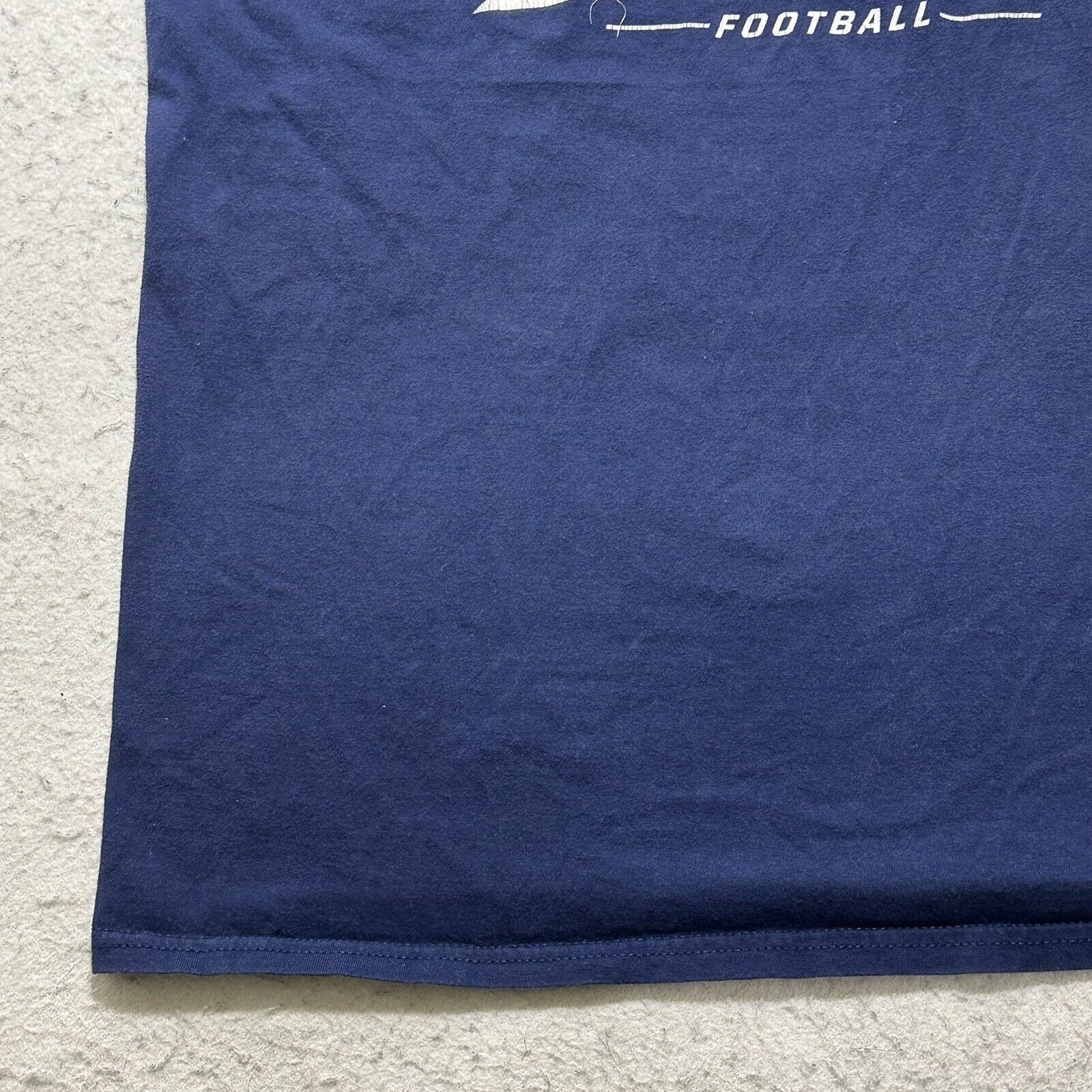 NFL NFL Tennessee Titans Men's Large Navy Blue Graphic T Shirt Size US L / EU 52-54 / 3 - 7 Thumbnail