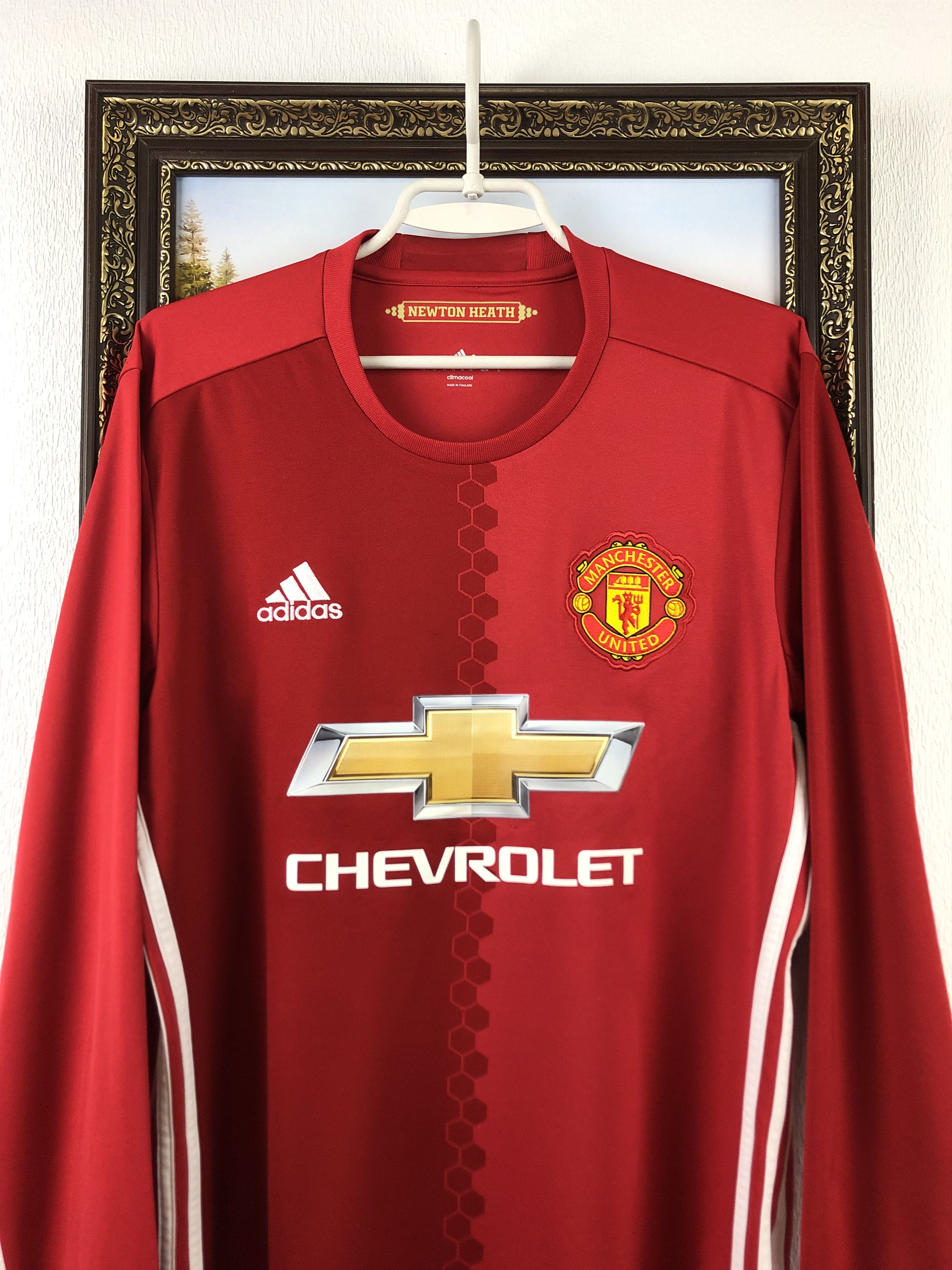 Adidas Manchester United shirt 2016 Soccer Adidas Long Sleeve Size US M / EU 48-50 / 2 - 2 Thumbnail