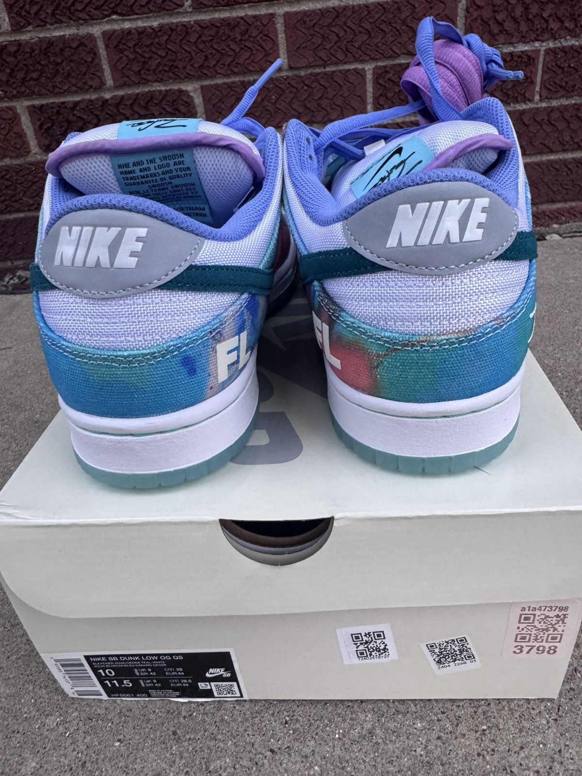 Nike Dunk low “ futura “ Size US 10 / EU 43 - 20 Thumbnail