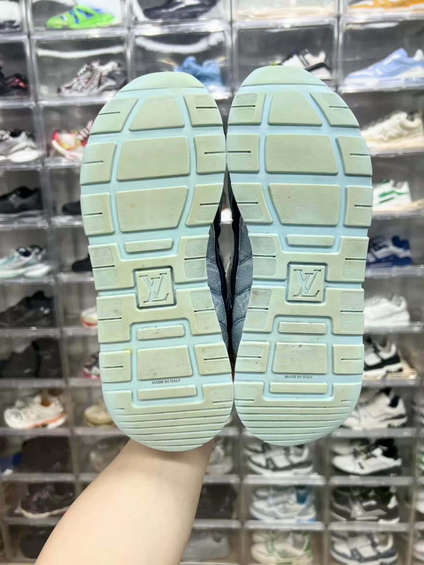 Louis Vuitton LV RUN AWAY Blue Denim UK7 41 Size US 8 / EU 41 - 8 Thumbnail