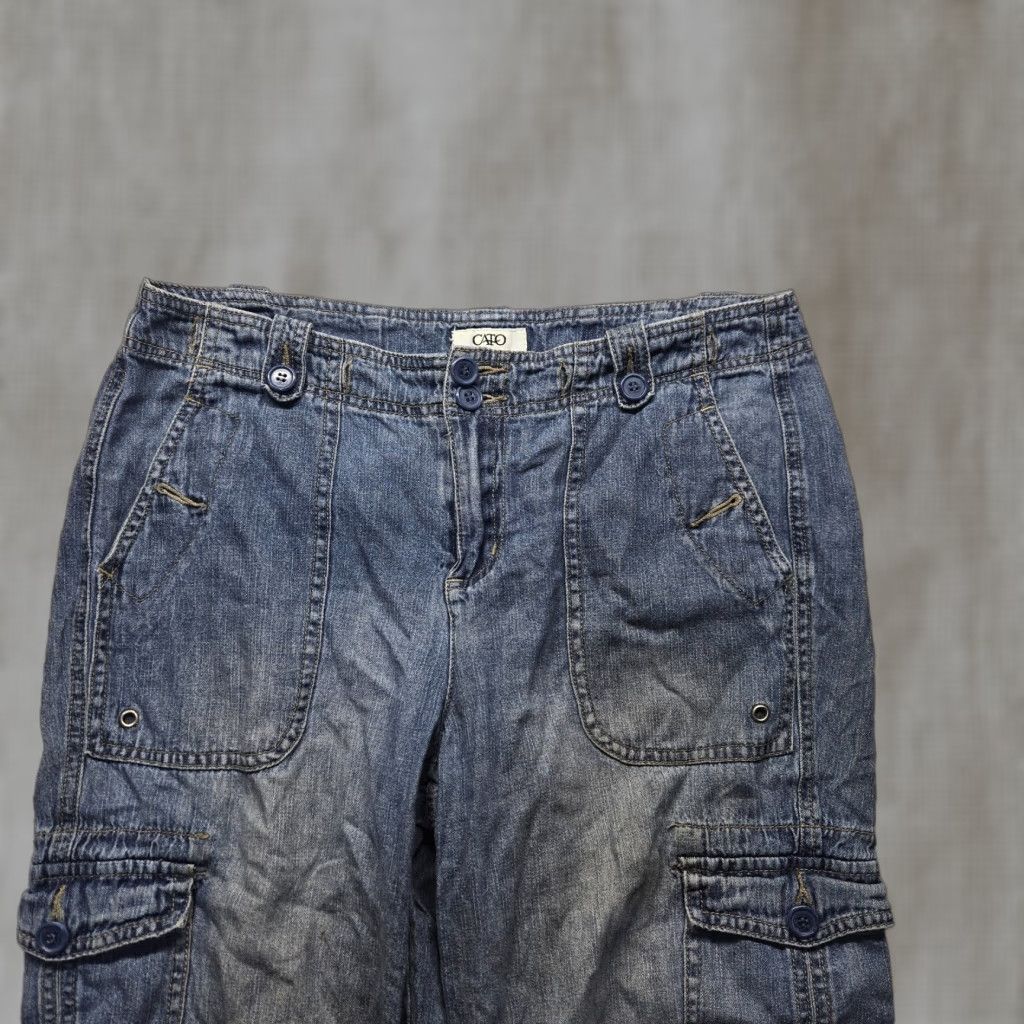 Vintage Cato Jeans Mid-Rise Capri 5-Pocket Zip Closure Blue Denim Women's 12 Jeans Size 34" / US 12 / IT 48 - 1 Thumbnail