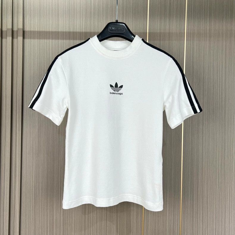 Balenciaga Balenciaga Clover Signature Short Sleeves 2502-Nextarrow Size US M / EU 48-50 / 2 - 1 Thumbnail