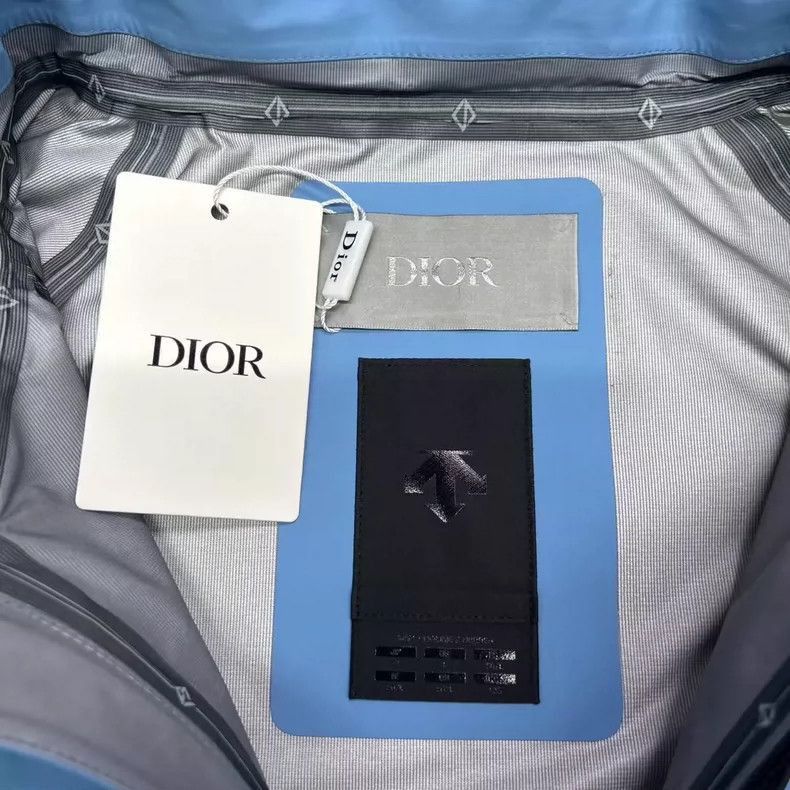 Dior Dior Ski Jacket with Gloves Almost New-2505 Size US L / EU 52-54 / 3 - 5 Thumbnail