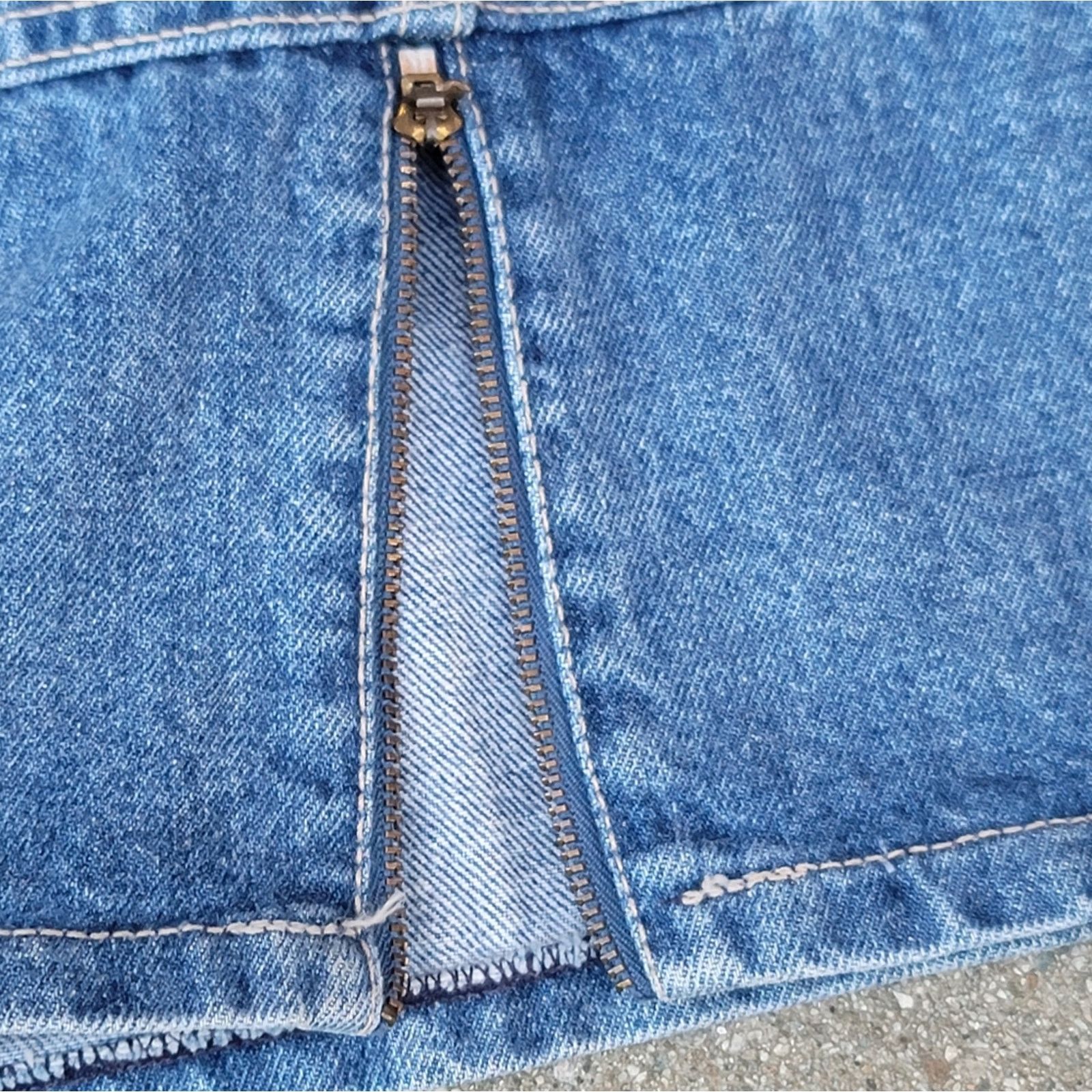 Levi's Vtg Levi's Fitted Midi Denim Skirt Size 28" / US 6 / IT 42 - 4 Thumbnail
