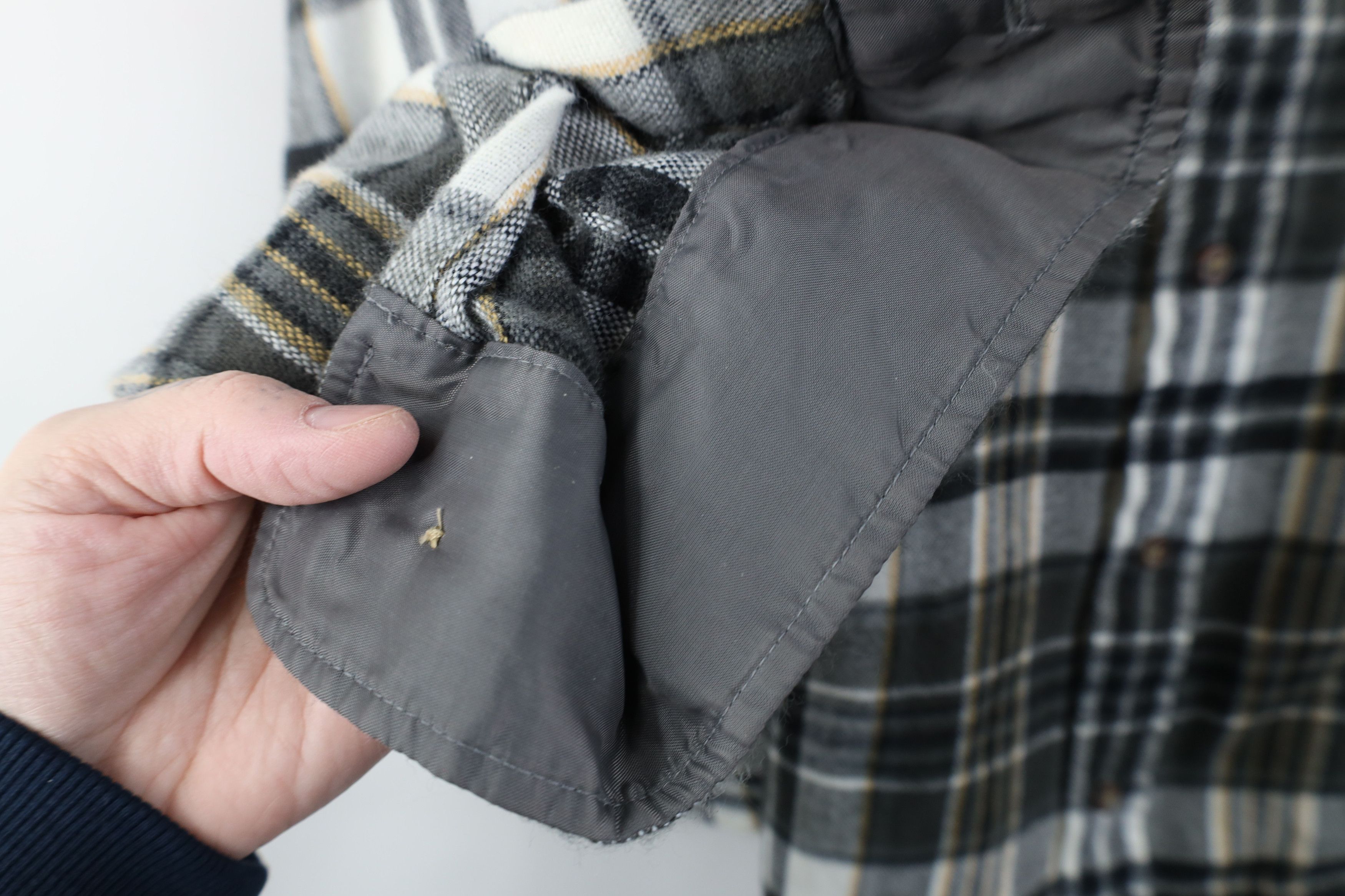 Vintage Vintage 90s Streetwear Knit Collared Button Shirt Plaid Size US XL / EU 56 / 4 - 5 Thumbnail