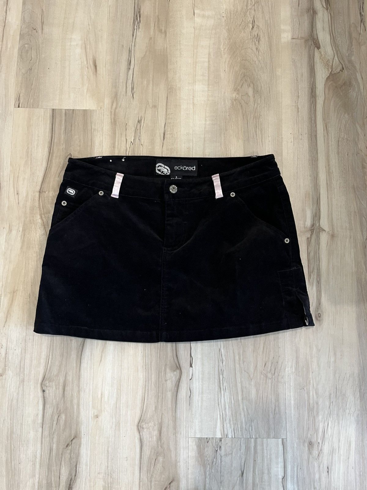 Ecko Unltd. × Vintage Y2K ecko red femme velour mini skirt Size 32" / US 10 / IT 46 - 1 Thumbnail