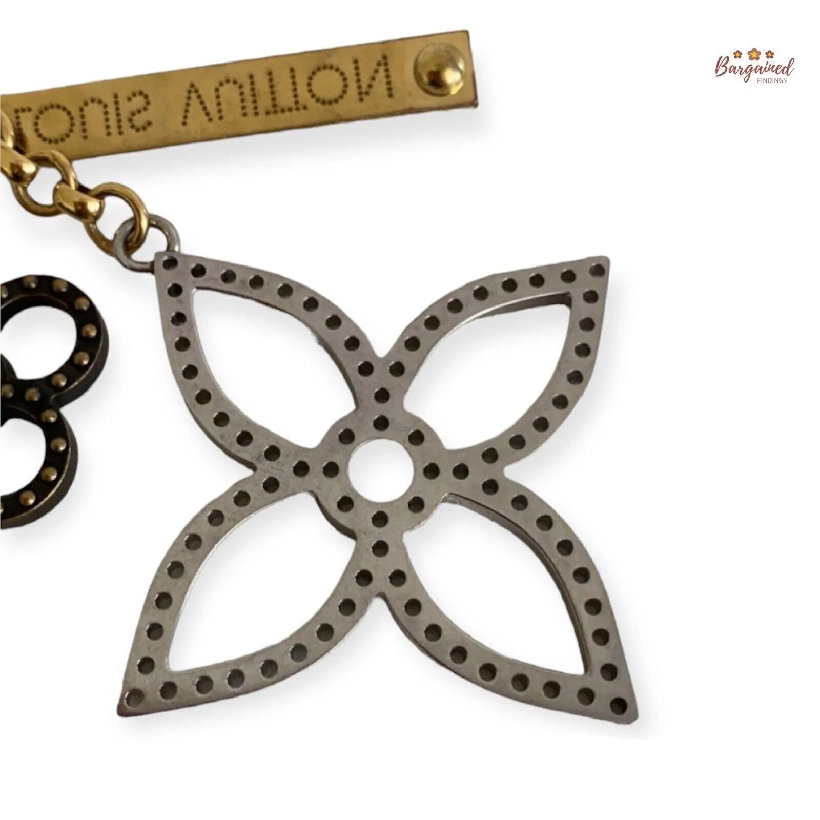 Louis Vuitton LOUIS VUITTON Goldtone Tapage Key Holder And Bag Charm Size ONE SIZE - 6 Thumbnail