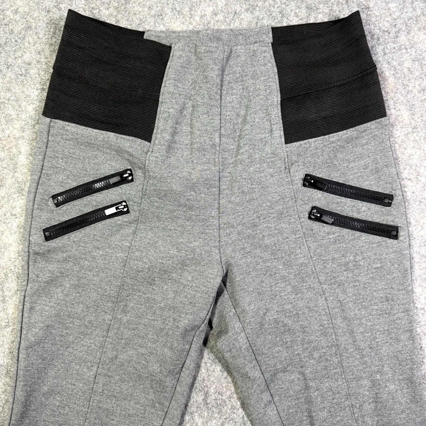 Guess GUESS Daisy Leggings Women's Large Gray Zipper NWT Cropped Activewear Casual Travel Style: Leggings Size 36" / US 14 / IT 50 - 2 Thumbnail