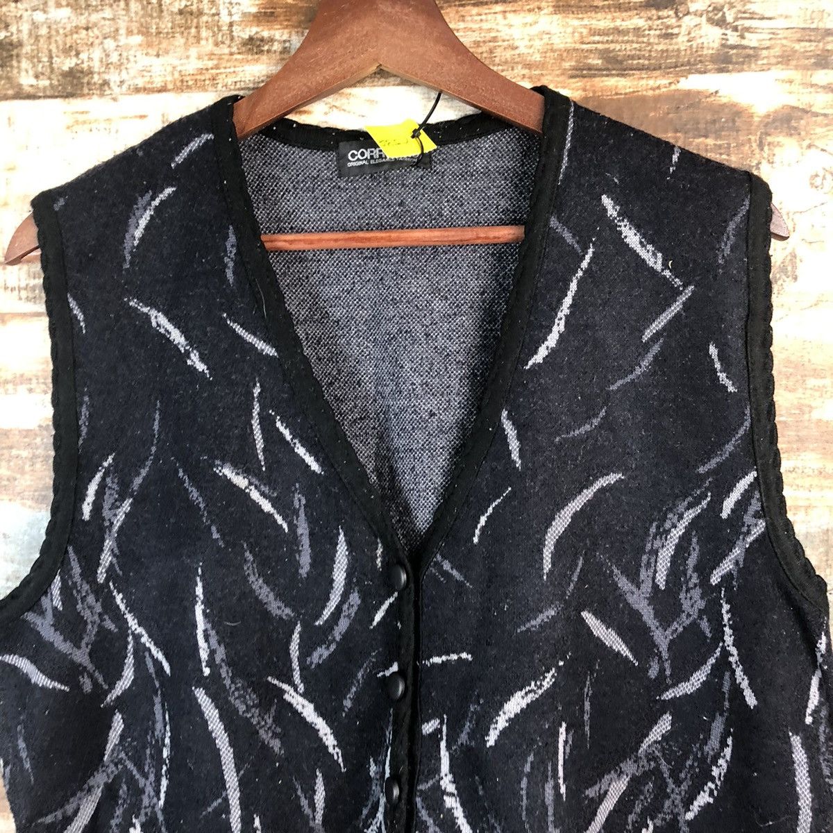 Homespun Knitwear × Japanese Brand DL Corrose Black art style Vest Knitwear #C534 Size US M / EU 48-50 / 2 - 4 Thumbnail