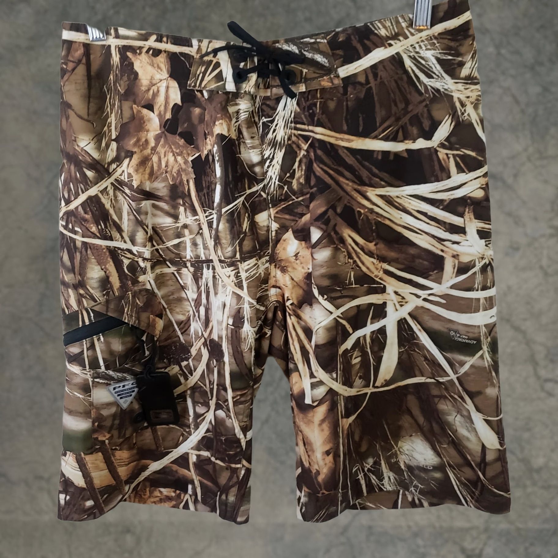 Vintage Columbia PFG Men's Board Shorts 32x11 Camouflage Beer Opener Quick Dry Moisture Wicking 5-Pocket Men’s Casual Summer Size US 32 / EU 48 - 1 Thumbnail
