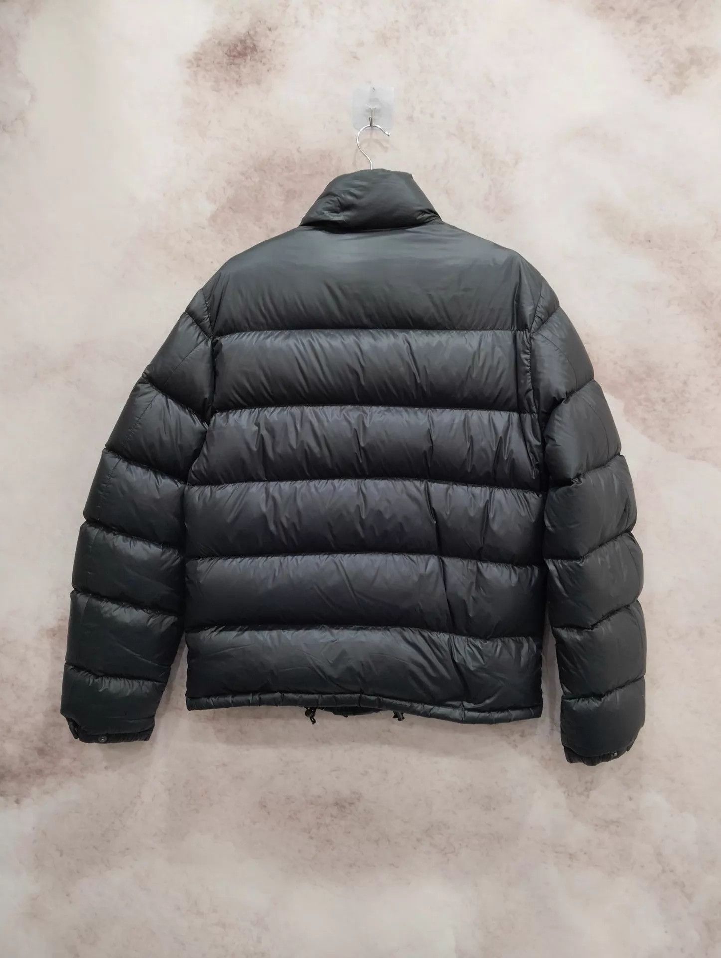 Prada PRADA Black Triangle Logo Down Jacket Size 48 Size US M / EU 48-50 / 2 - 2 Thumbnail