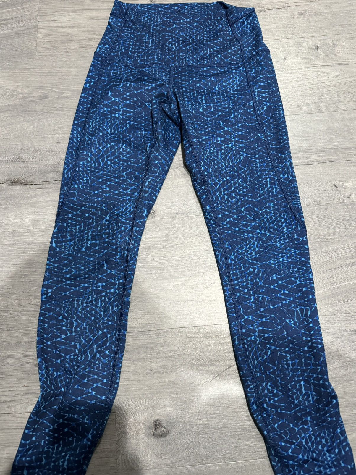 Lululemon Lululemon Pure Practice Legging Blue Size 28" / US 6 / IT 42 - 6 Thumbnail