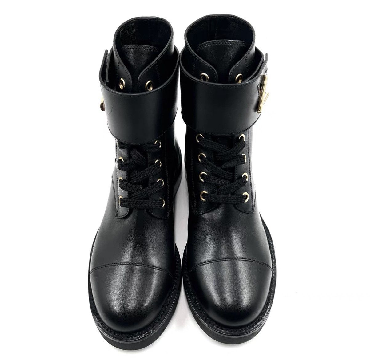 Louis Vuitton Louis Vuitton Black LV Logo Gold Buckle Ankle Boots K12 Size US 5 / IT 35 - 2 Thumbnail