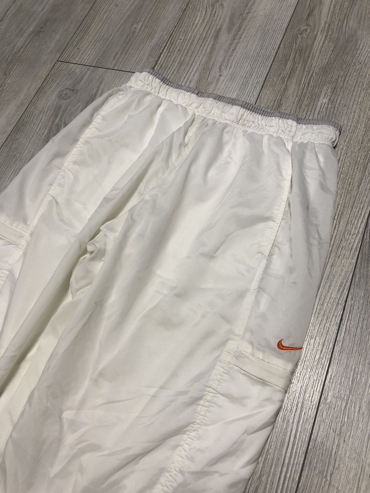 Vintage Nike Nylon Baggy Swoosh Logo Overisize y2k Pants Joggers Size US 32 / EU 48 - 3 Thumbnail