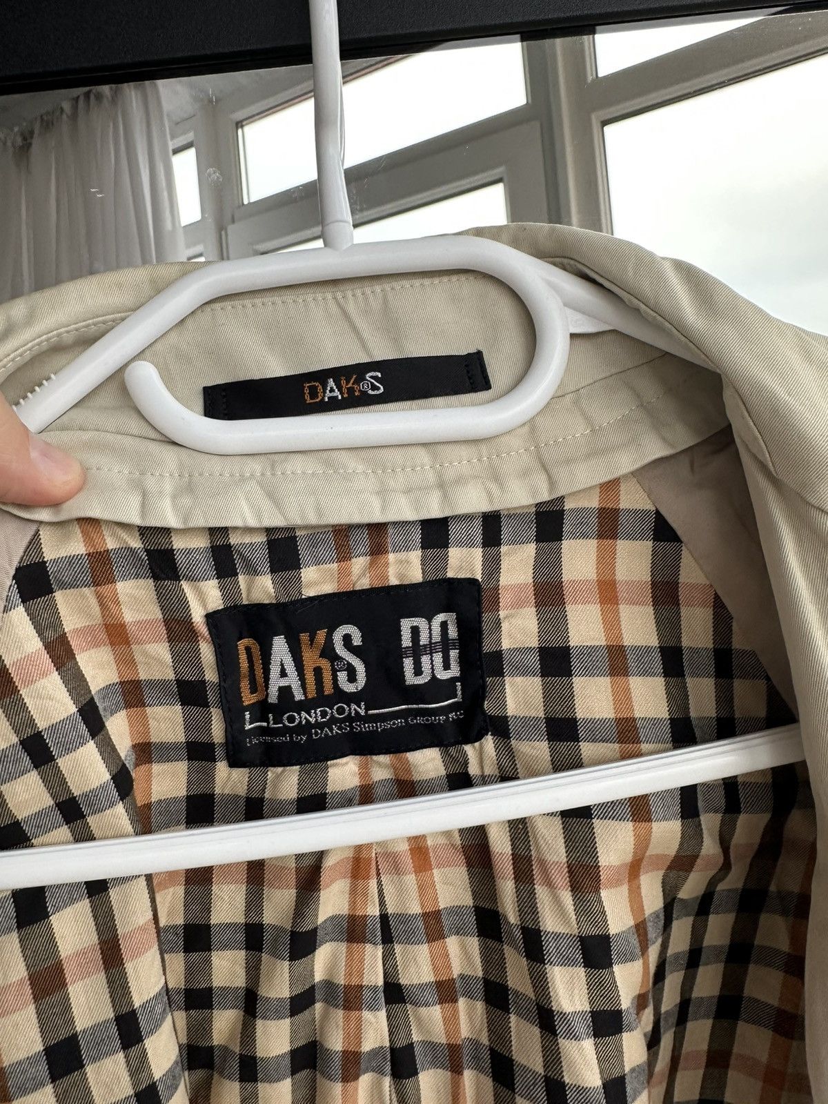 DAKS DAKS London Vintage Beige Trench Coat Japan MadeCheck Lining Size US M / EU 48-50 / 2 - 6 Thumbnail