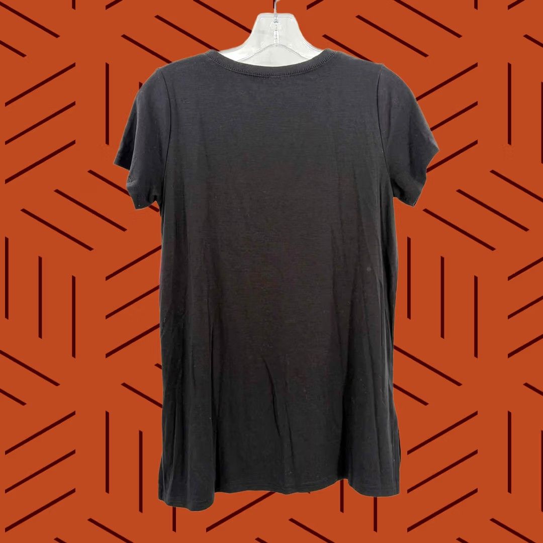 Spanx Spanx Black T-shirt Small - Pre-Owned Brand Color Size Regular Mens Women? Size S / US 4 / IT 40 - 1 Thumbnail