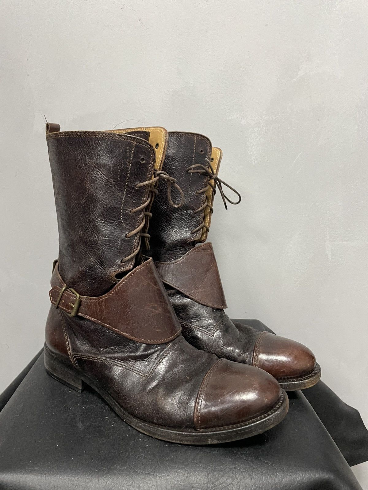 Undercover style leather boots hugo boss retro 90s