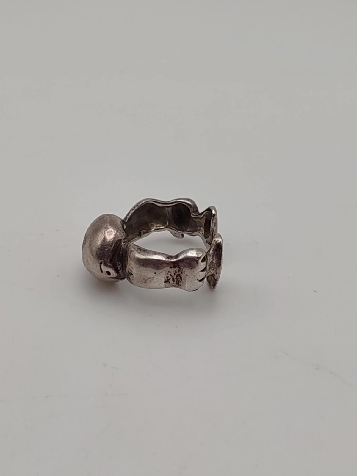 The Unbranded Brand Sterling Silver Grimacing Moon Face Ring Size 5 Size ONE SIZE - 3 Thumbnail