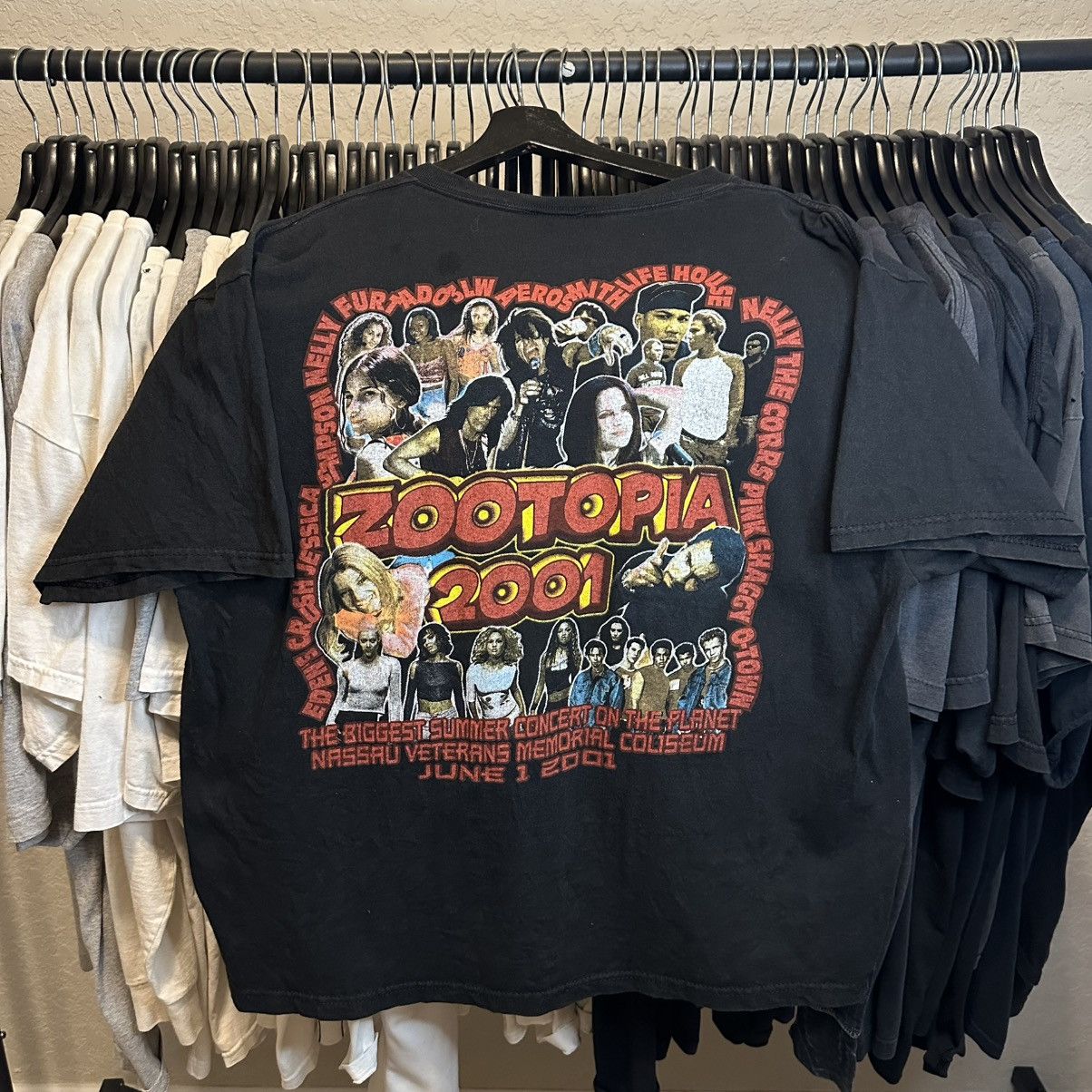 Band Tees × Rap Tees × Vintage Vintage Zootopia 2001 " Aerosmith Nelly Furtado Music A1 Size US XL / EU 56 / 4 - 5 Thumbnail
