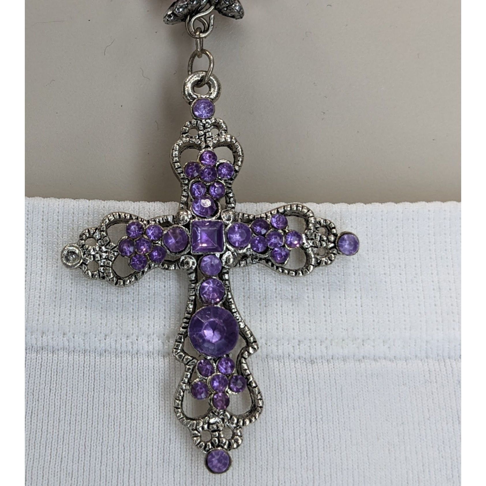 Other Pastel Goth Purple Rhinestone Cross Necklace With Beaded Cha Size ONE SIZE - 8 Thumbnail