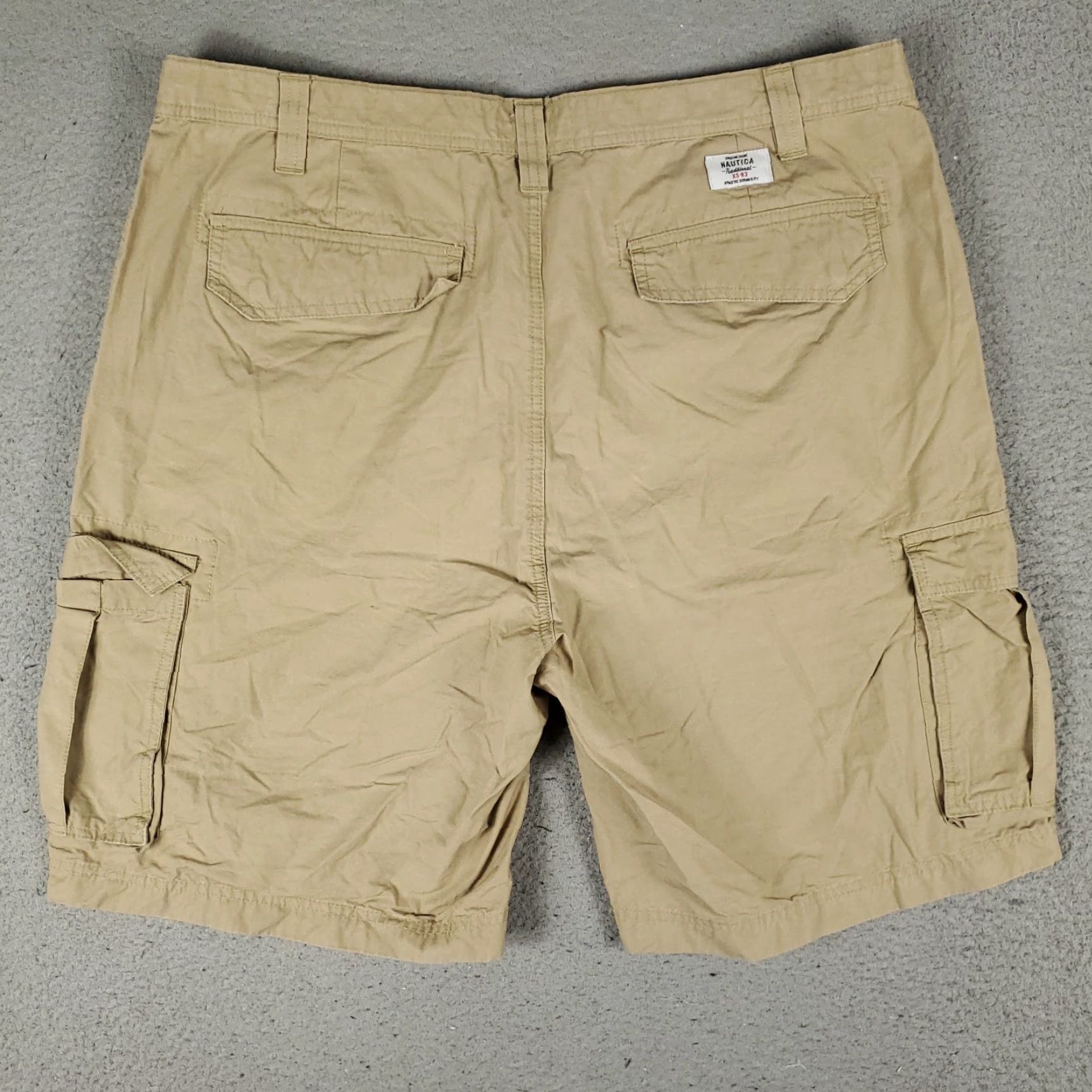 Nautica VINTAGE Nautica Cargo Shorts Men Size 38 Beige Casual Outdoor Summer Size US 38 / EU 54 - 6 Thumbnail