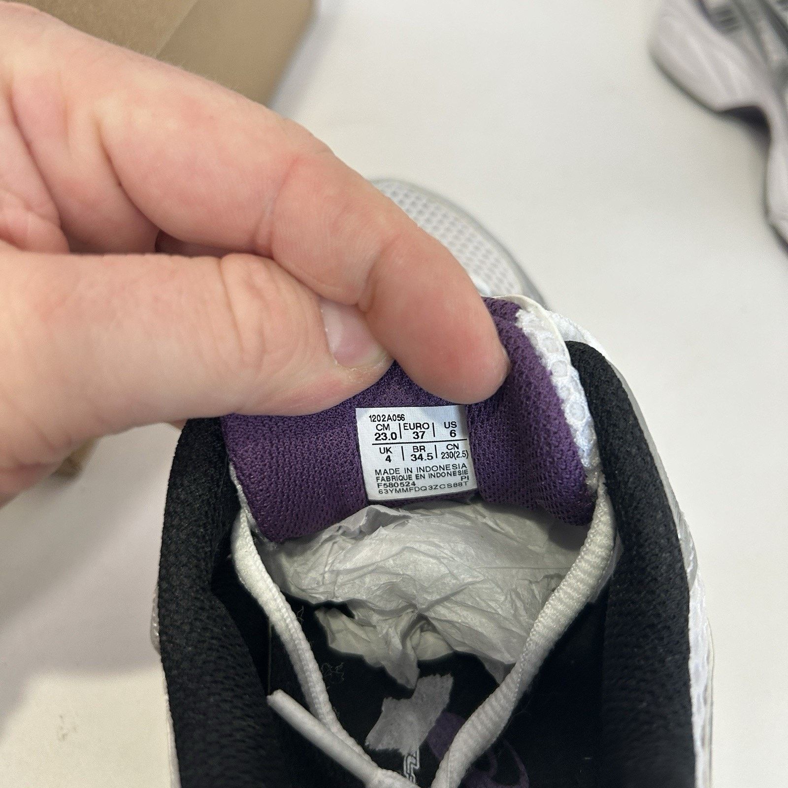 Asics ASICS Gel Kayano 14 WMNS “Silver Grape” 1202A056111 Size US 6 / IT 36 - 6 Thumbnail