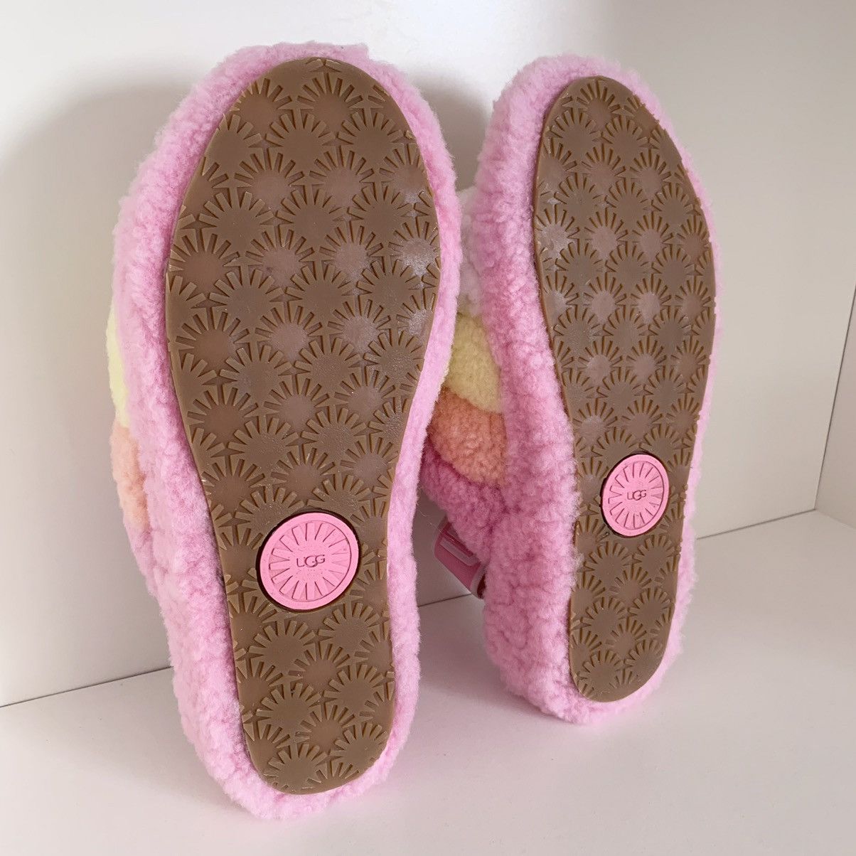 Ugg Ugh shearling pastel pink popsicle slides Size US 7 / IT 37 - 5 Thumbnail