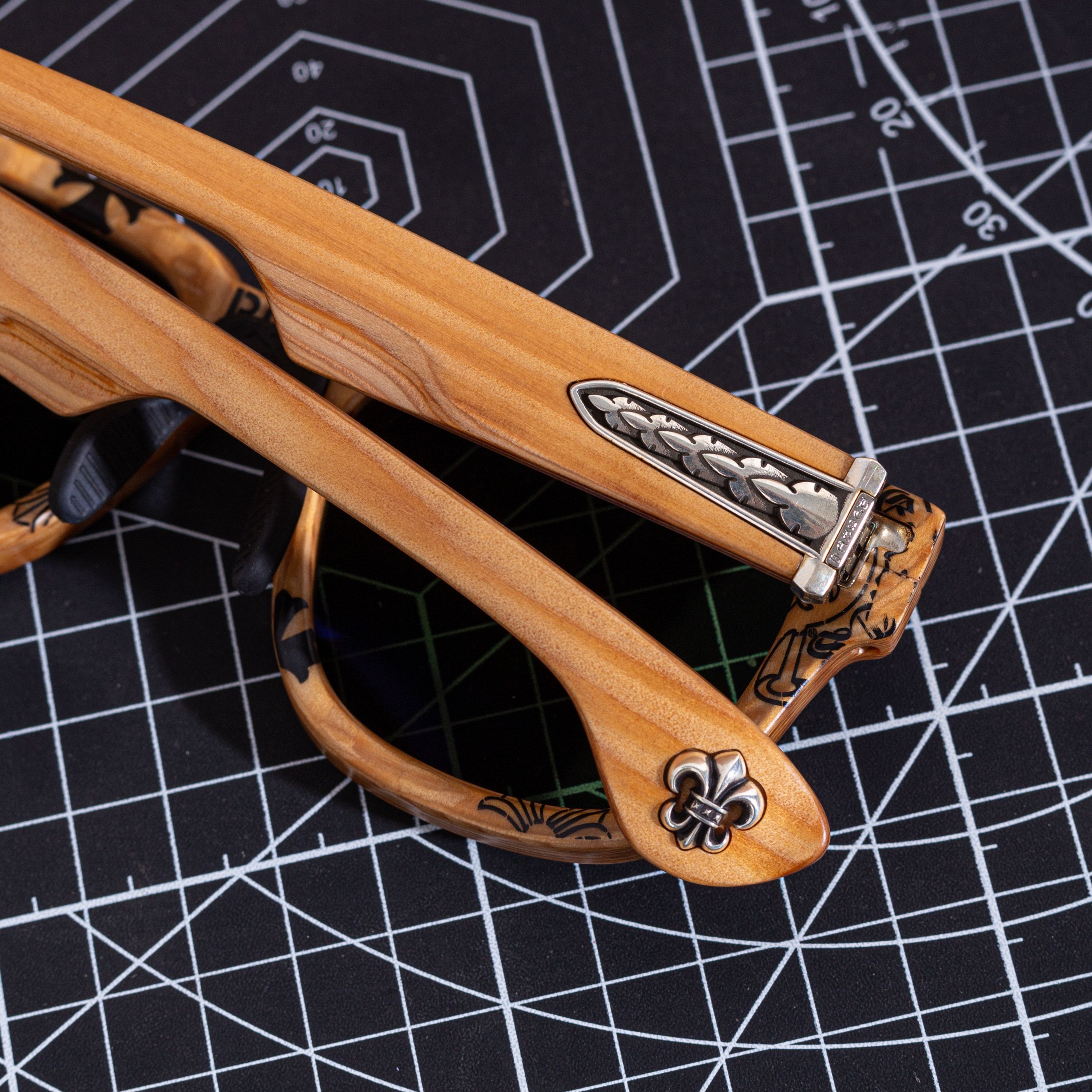 Chrome Hearts CHROME HEARTS LILITH WOOD PLYWOOD Size ONE SIZE - 8 Thumbnail