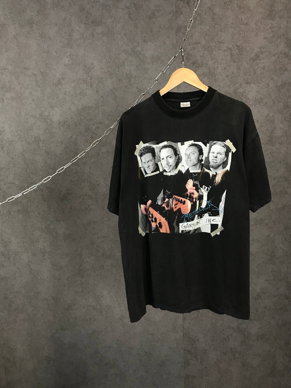 image of Band Tees x Metallica 1998 Vintage Rock Band Tee in Black, Men's (Size XL)