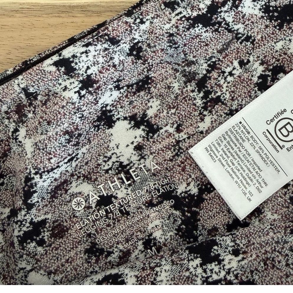 Athleta Athleta Elation Textured 7/8 Textured Tight Sz M Size 30" / US 8 / IT 44 - 2 Thumbnail