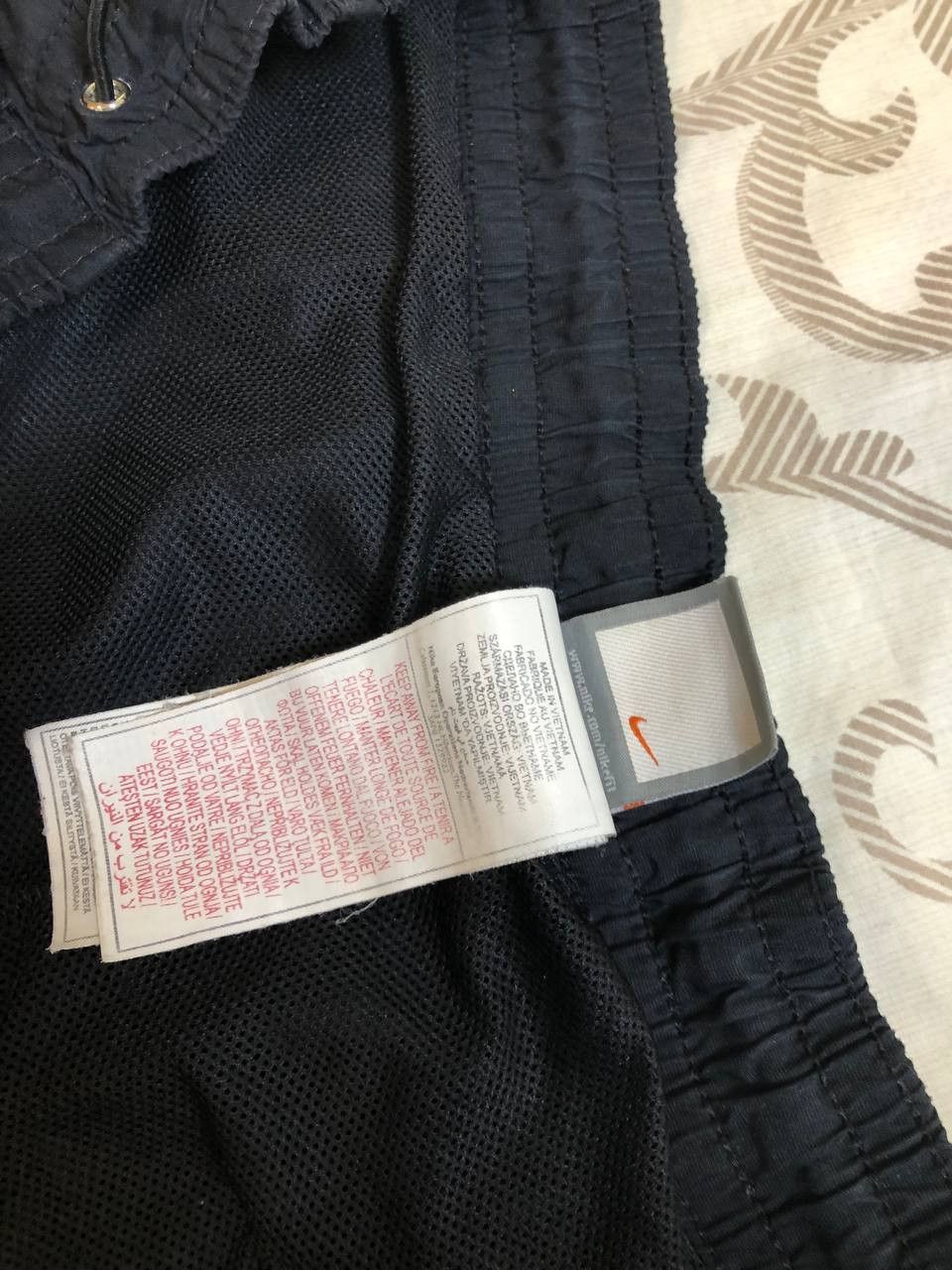 Nike Vintage Nike Track Pants Nylon Swoosh Hype Y2K Size US 38 / EU 54 - 3 Thumbnail