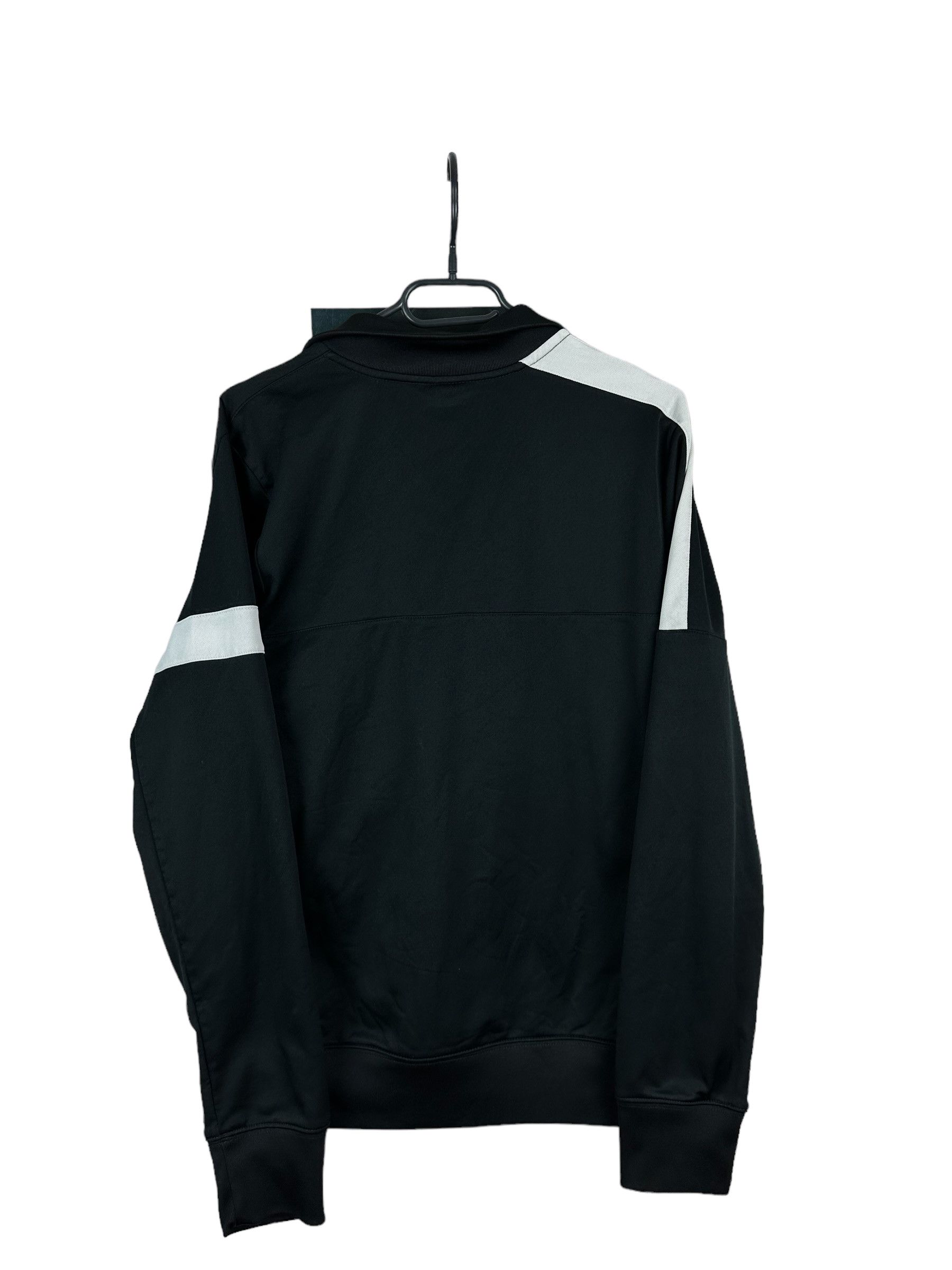 Nike Vintage Nike Juventus Football Jacket Soccer Track Top Size US S / EU 44-46 / 1 - 13 Thumbnail