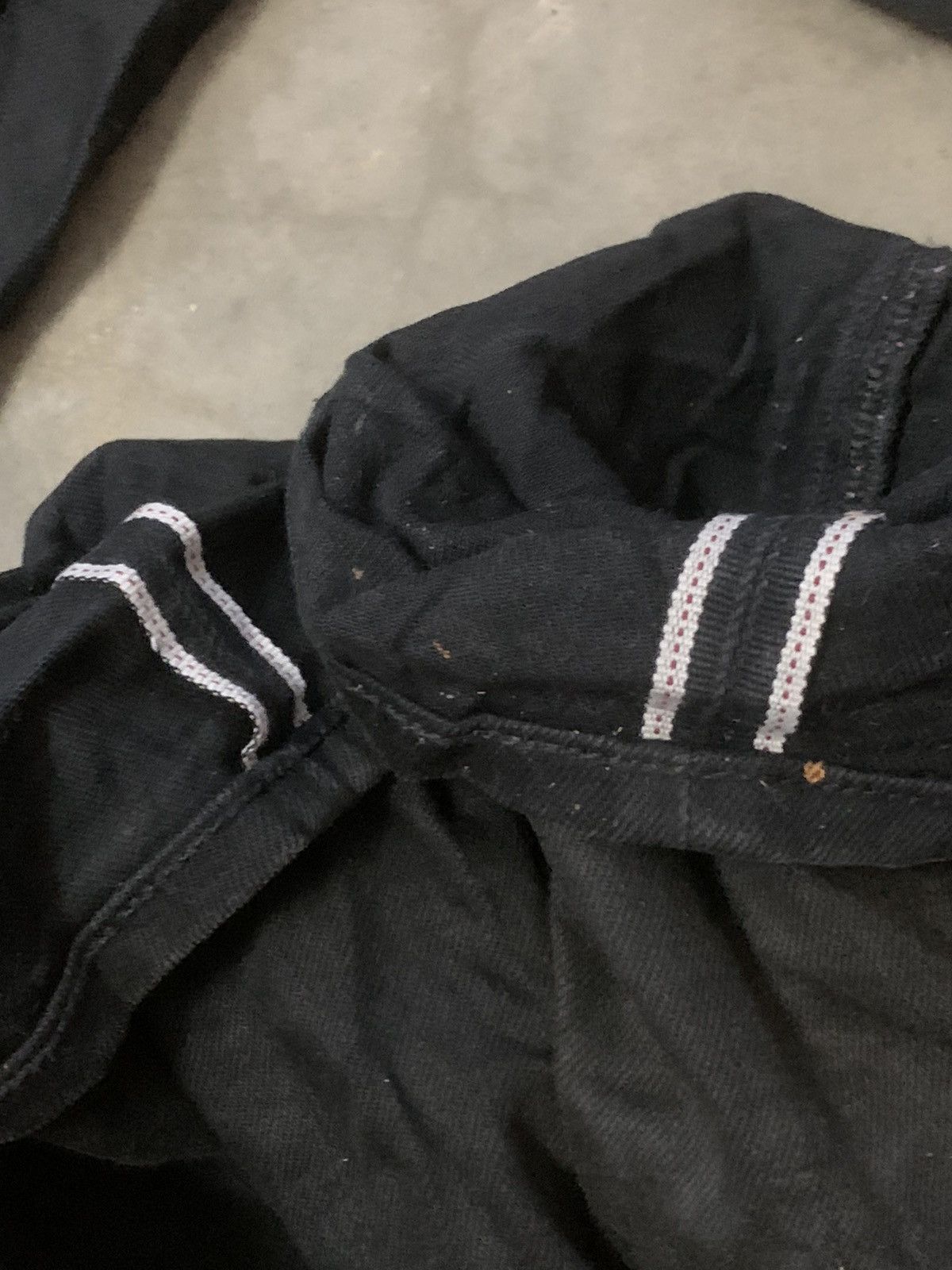 Japanese Brand Uniqlo Selvedge Distressed Denim Jeans Size US 35 - 10 Thumbnail