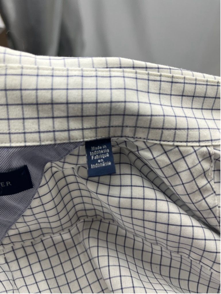 Tommy Hilfiger Tommy Hilfiger Grid Check Dress Shirt – 15.5 x 32/33 Reg Fit Size US S / EU 44-46 / 1 - 5 Thumbnail