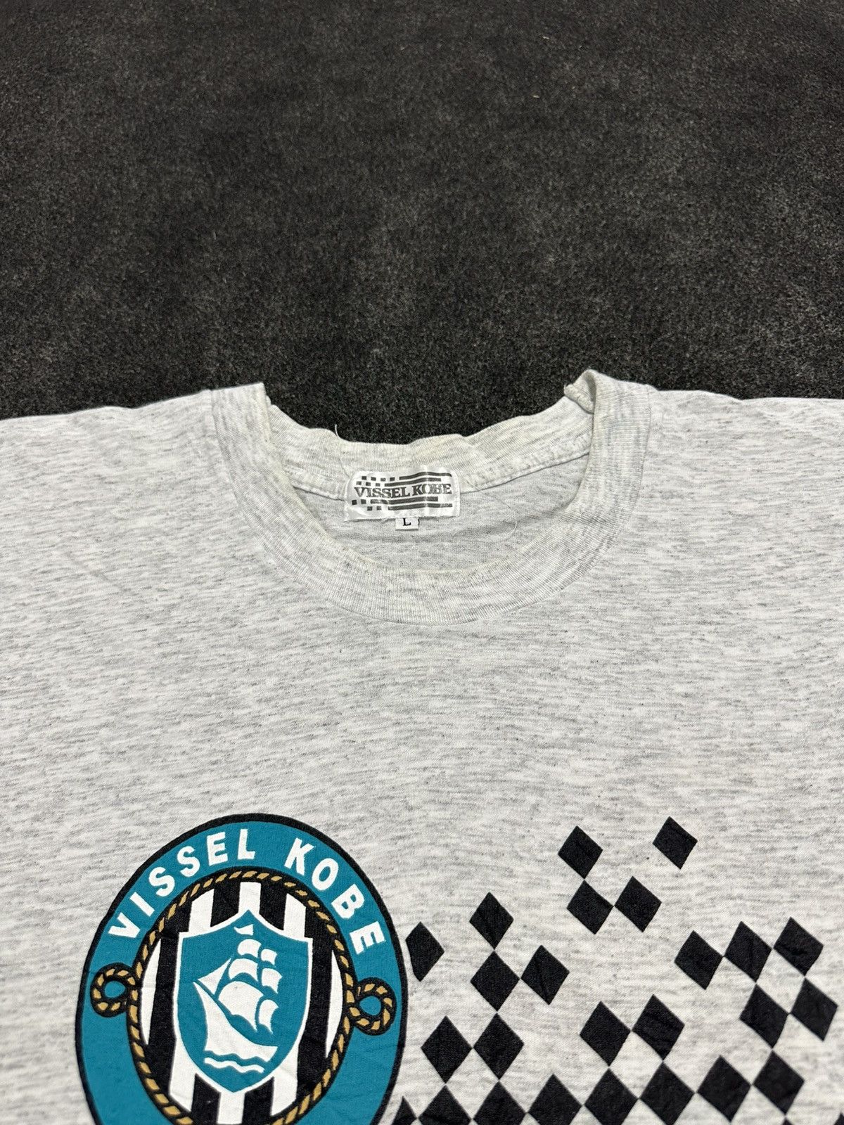 Japanese Brand Vintage 90s VISSEL KOBE 1995 J-League Soccer T-Shirt Size US L / EU 52-54 / 3 - 3 Thumbnail