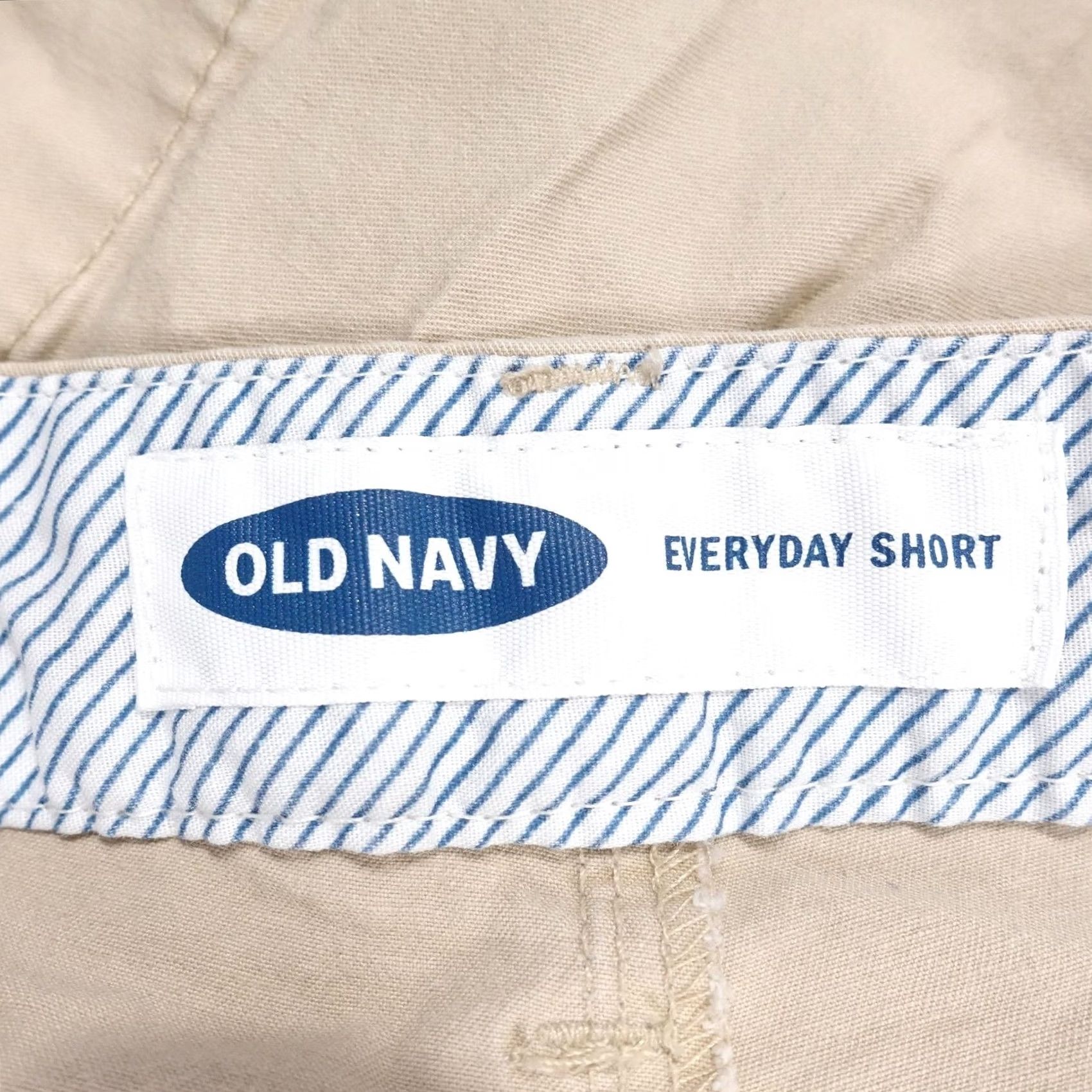 Old Navy Old Navy Shorts Womens 12 Beige Chino Twill Stretch Flat Front Casual Summer Size 34" / US 12 / IT 48 - 4 Thumbnail