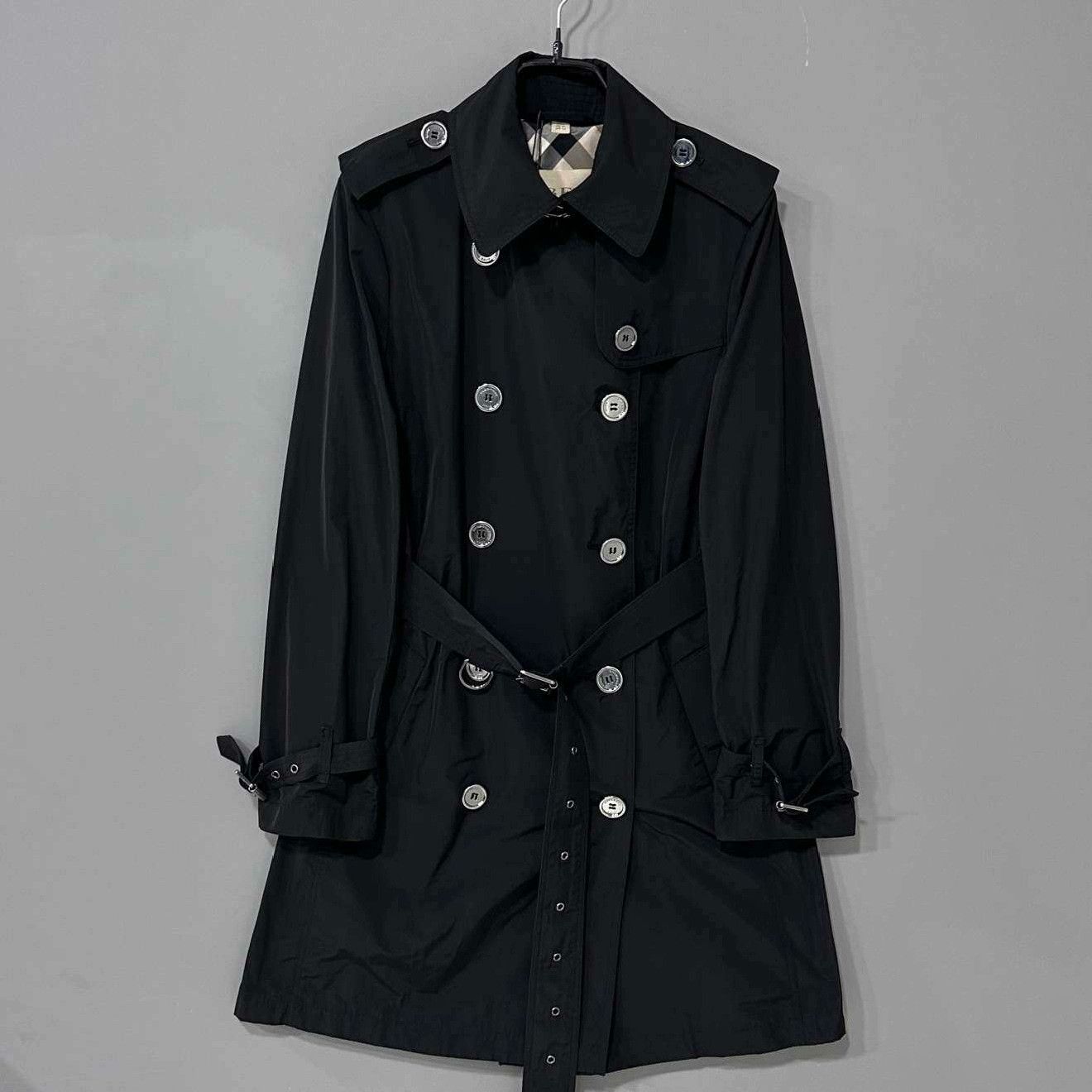 Burberry Burberry Black Coat 6 Women Size XS / US 0-2 / IT 36-38 - 1 Thumbnail