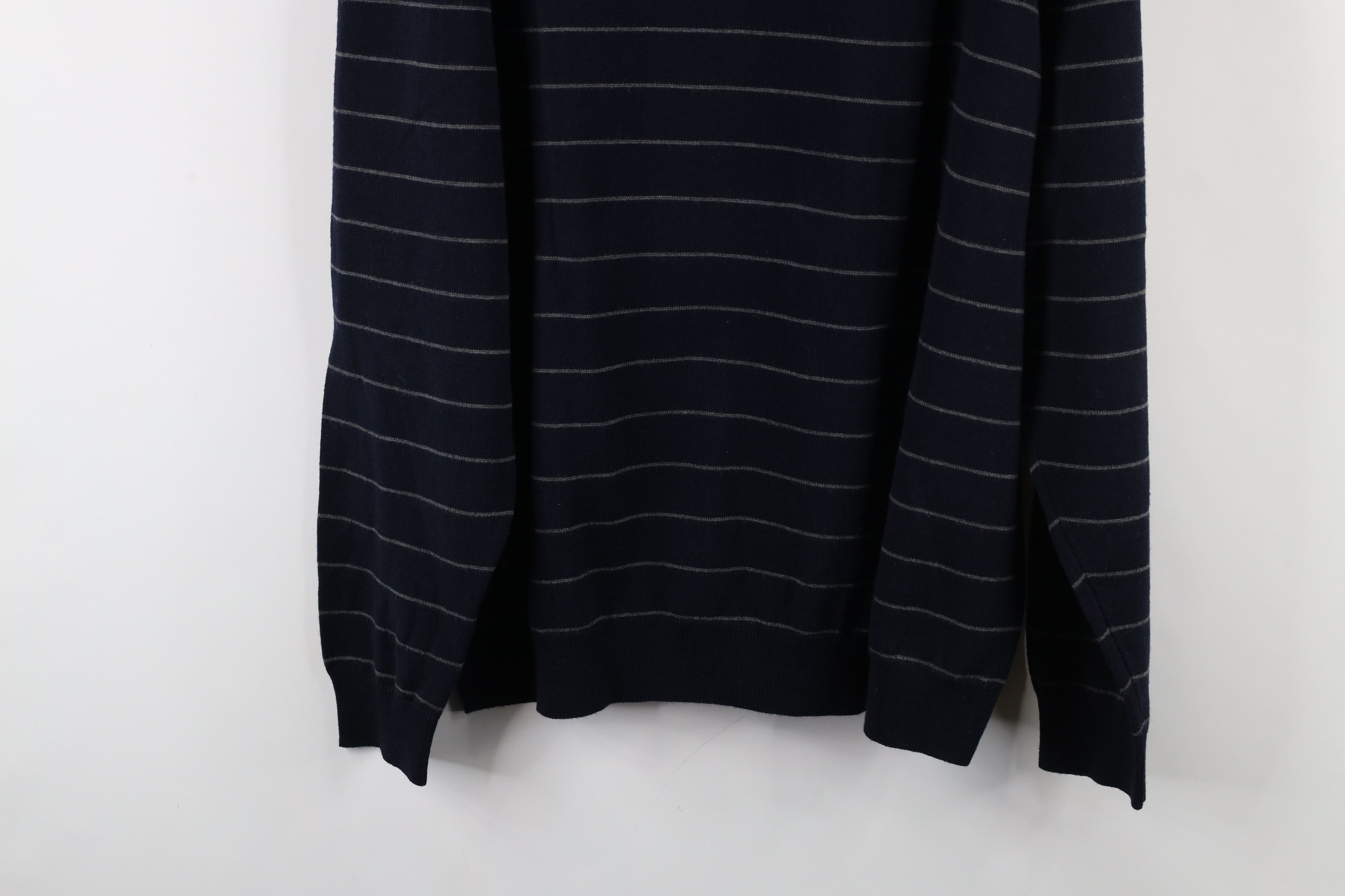 Eddie Bauer × Vintage Vintage 90s Eddie Bauer Merino Wool Knit Collared Sweater Size US XL / EU 56 / 4 - 11 Thumbnail