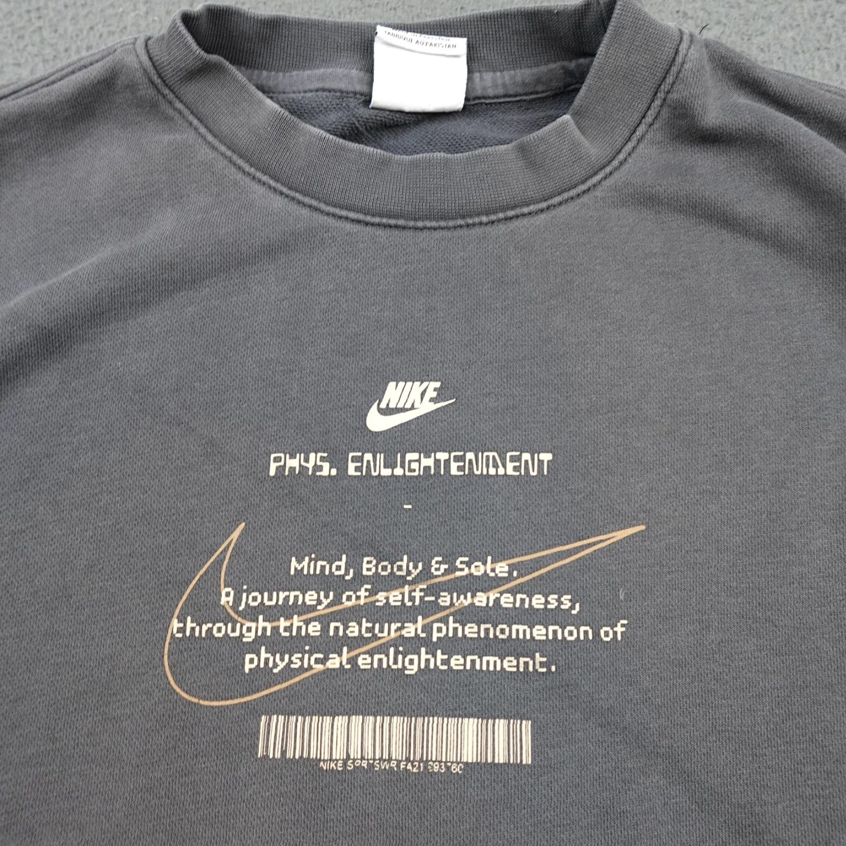 Nike Nike Sweatshirt Mens Small Gray Phys Enlightenment Crewneck DO6192 Graphic Size US S / EU 44-46 / 1 - 4 Thumbnail