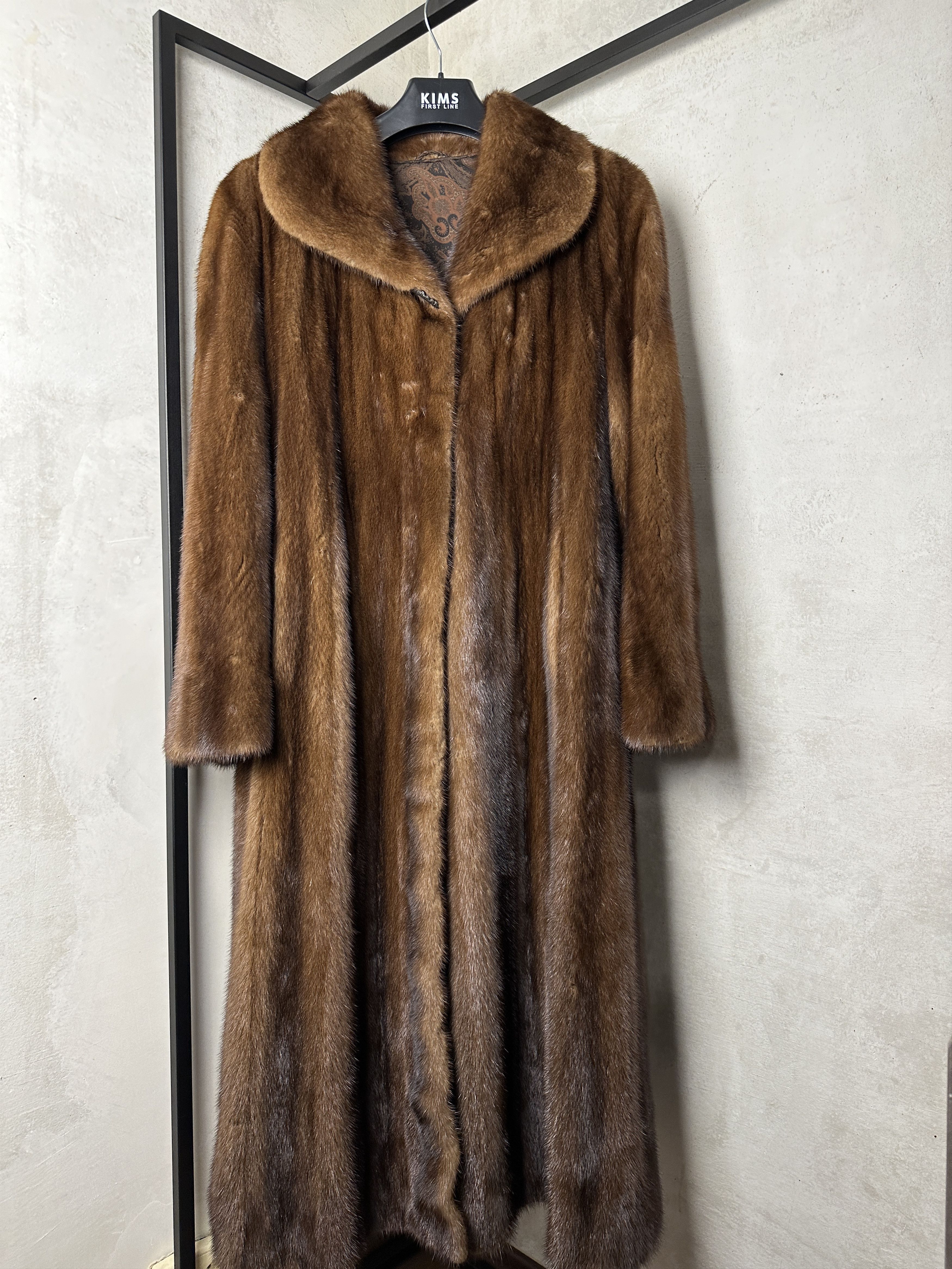 Vintage Long Mink Fur Coat Size M / US 6-8 / IT 42-44 - 1 Thumbnail