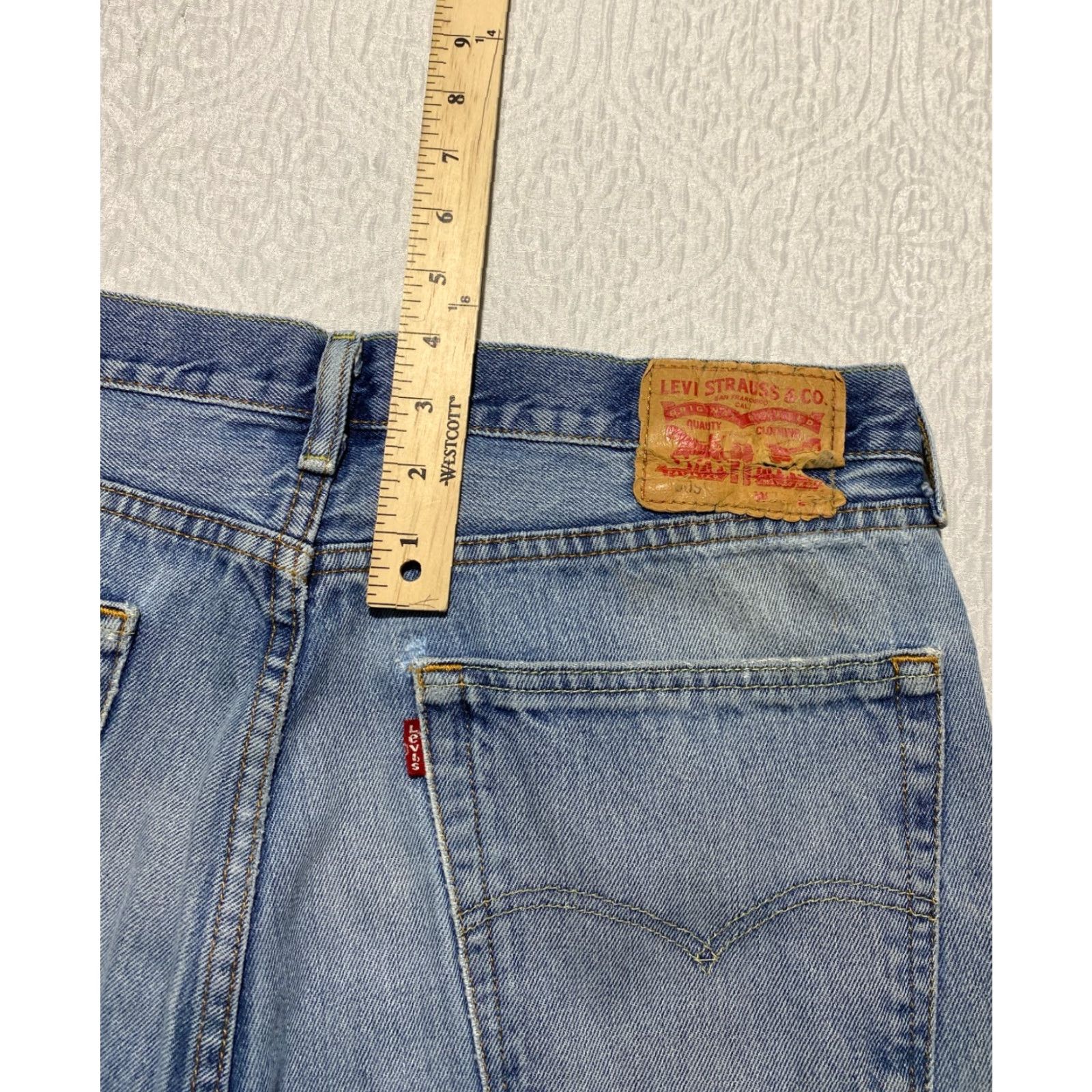 Levi's VINTAGE Levi's 505 Jean Shorts Mens 36×11 Blue Hemmed Denim Distressed Pockets Bermuda Casual 5-Pocket Design Men Shirt? Size US 36 / EU 52 - 3 Thumbnail