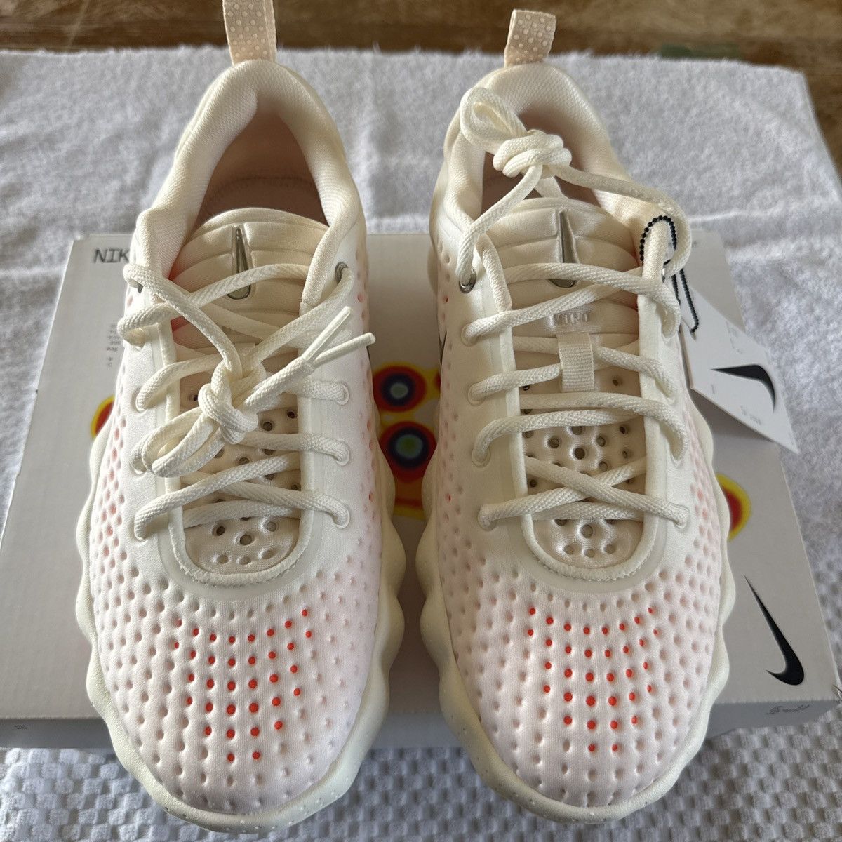 Nike Nike mind 002 Size 8.5 women’s Sail/Chrome-Chalk Size US 8.5 / IT 38.5 - 5 Thumbnail