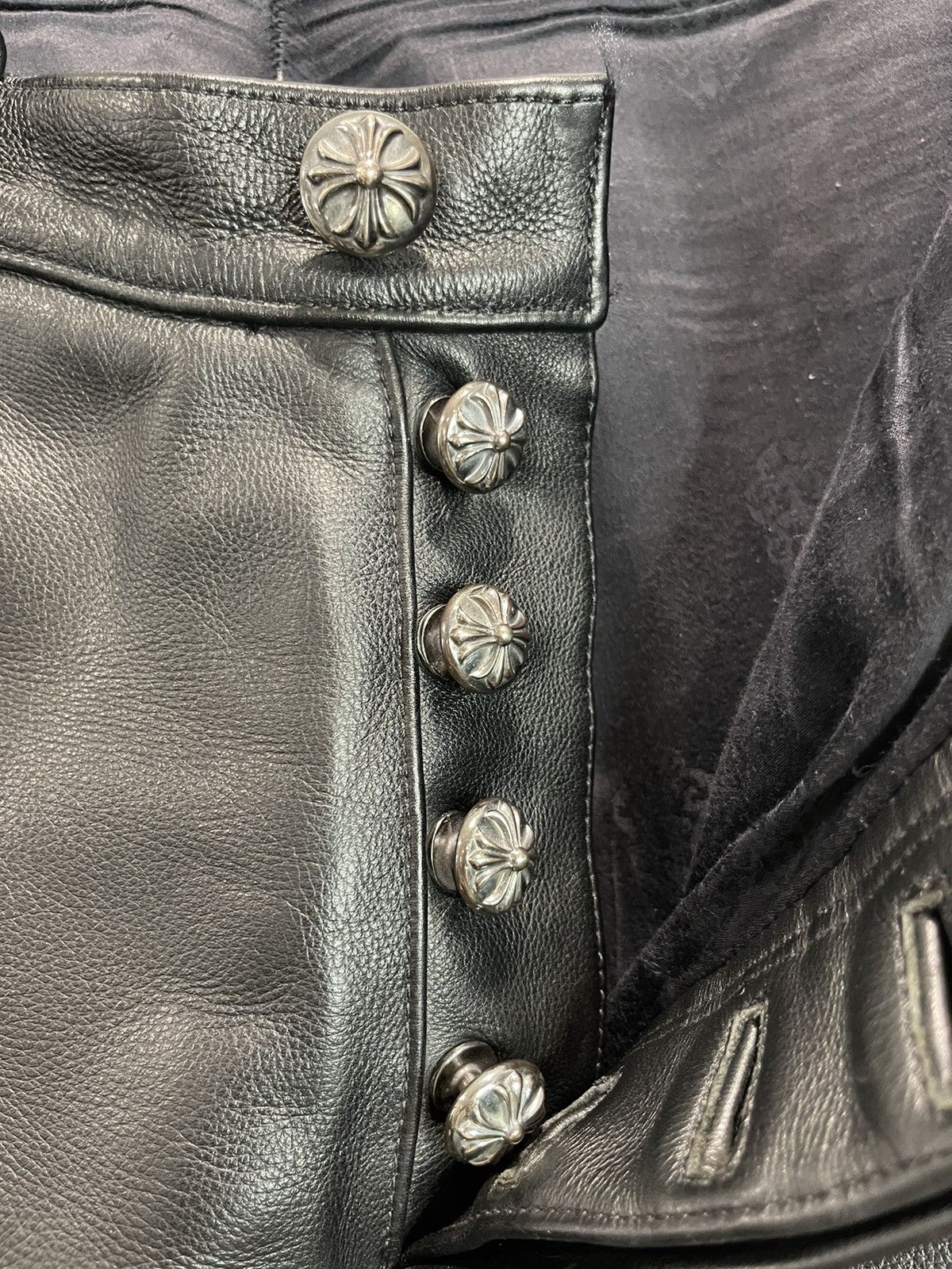 Chrome Hearts Chrome Hearts cross patch leather biker pants Size US 34 / EU 50 - 9 Thumbnail