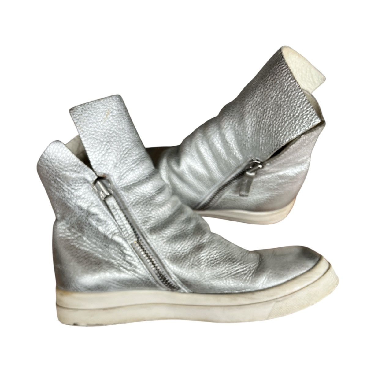 Cinzia Araia Cinzia Araia silver leather side zip hi top sneaker Size US 9.5 / EU 42-43 - 14 Thumbnail