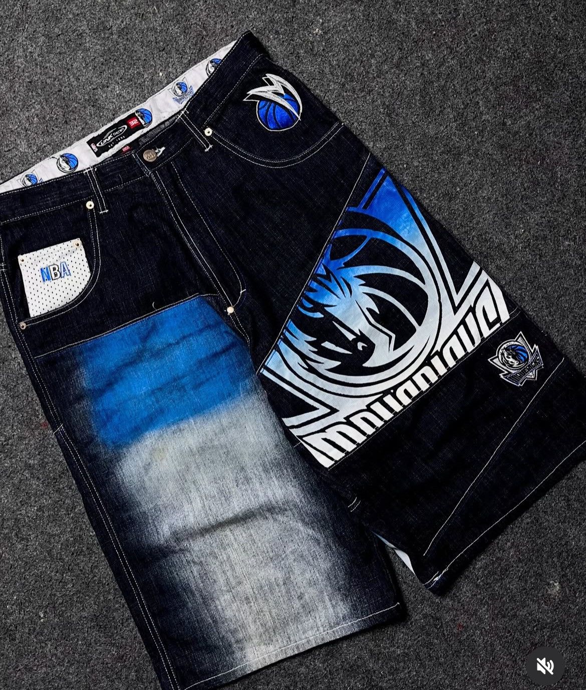 Japanese Brand × NBA × Vintage 00’S JORTS PANTS NBA UNK DALLAS MAVERICKS Size US 32 / EU 48 - 6 Thumbnail