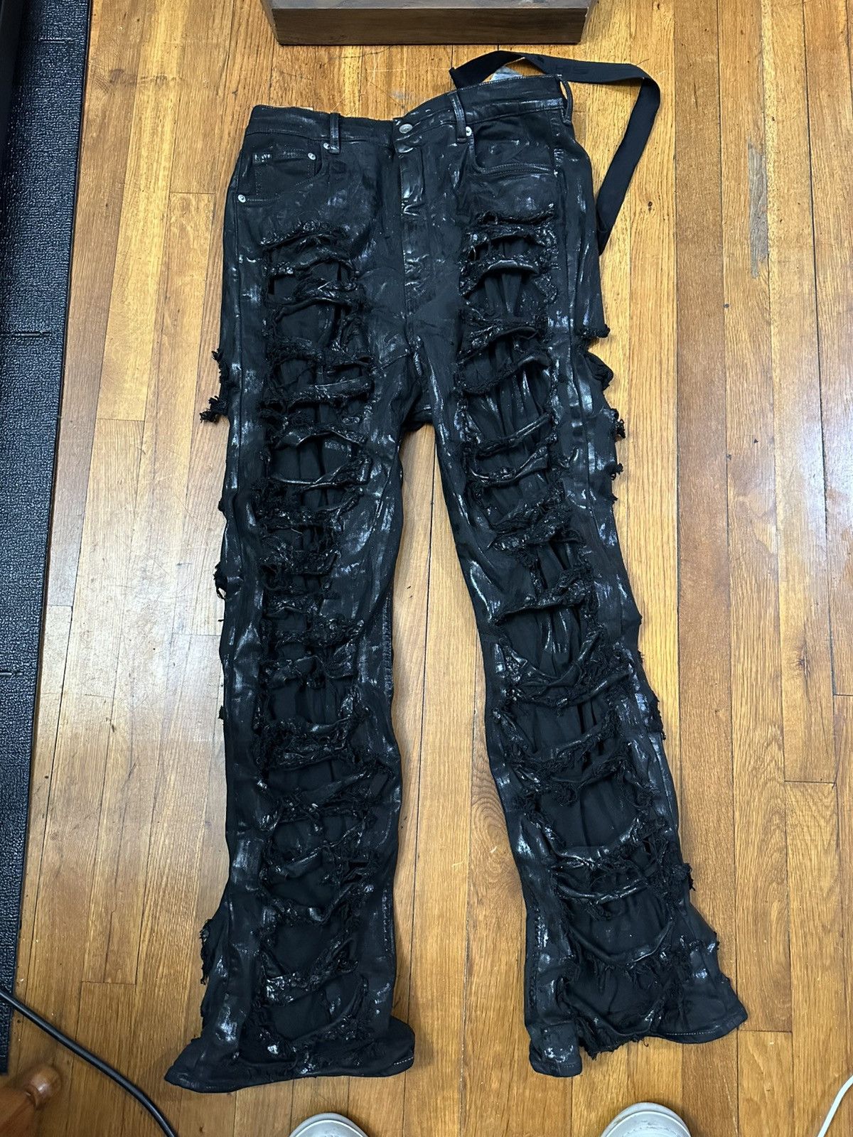 Rick Owens Drkshdw Rick Owens FW23 Luxor GETH CUT DISTRESSED SBFLS JEANS Size US 33 - 3 Thumbnail
