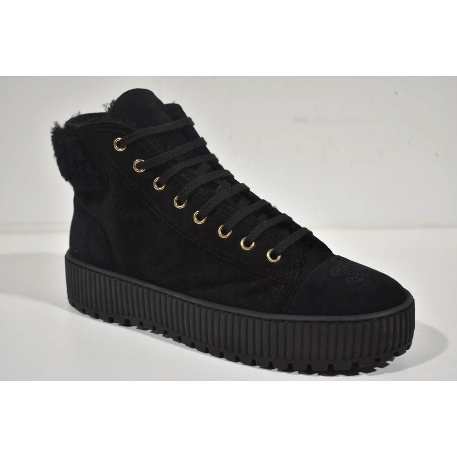 Chanel 21K Shearling Fur CC Logo Lace Up High Top Sneaker Boots 41 Size US 11 / IT 41 - 2 Thumbnail