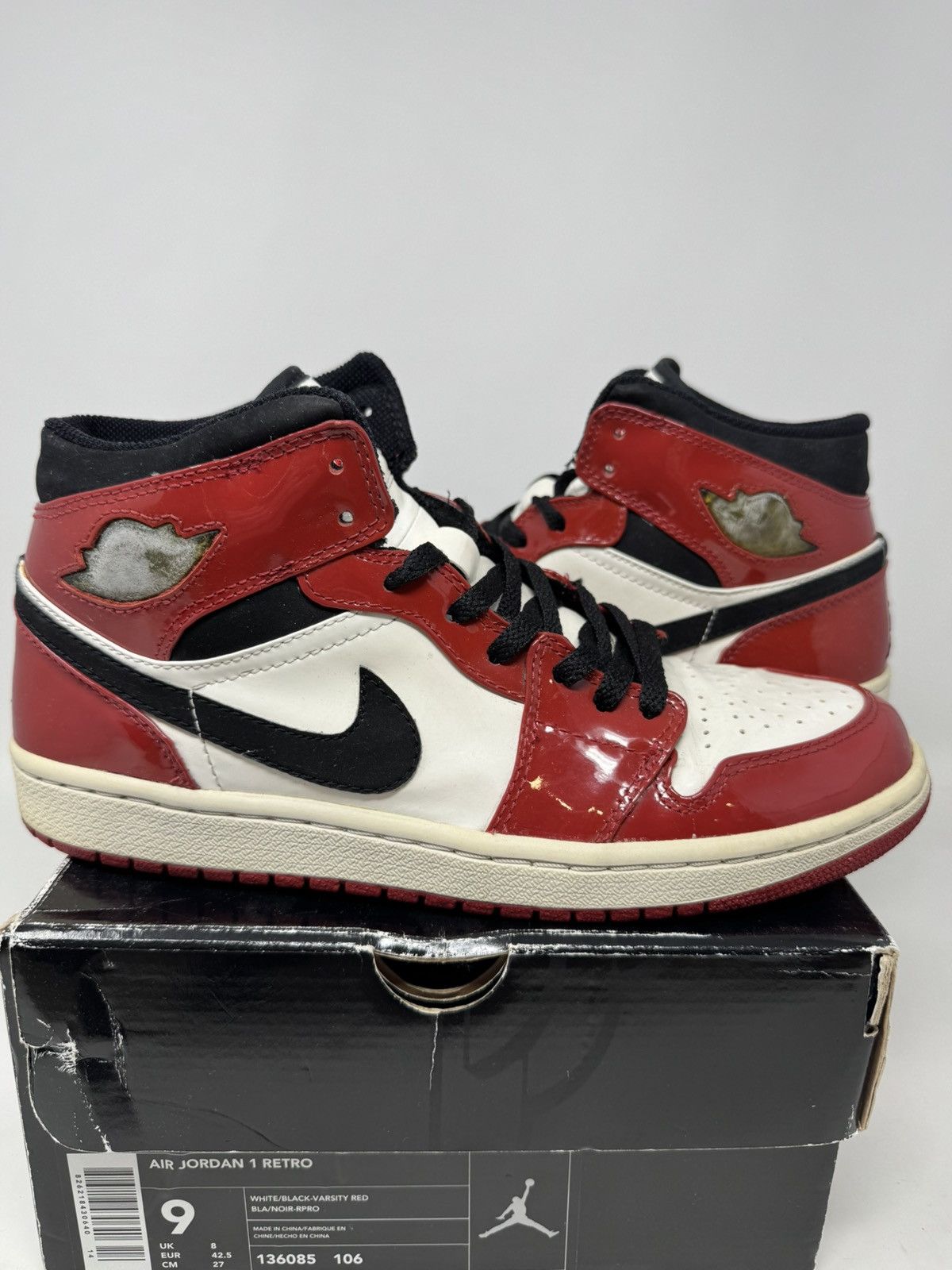 Jordan Brand Nike Air Jordan 1 Retro Patent Chicago Bulls 2003 Size US 9 / EU 42 - 2 Thumbnail